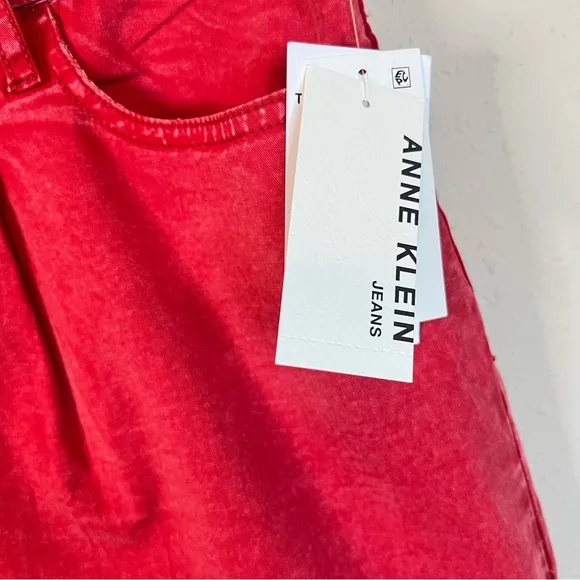 Anne Klein Jeans Women’s Pleated Belted Red Shorts/Sz:12/NWT