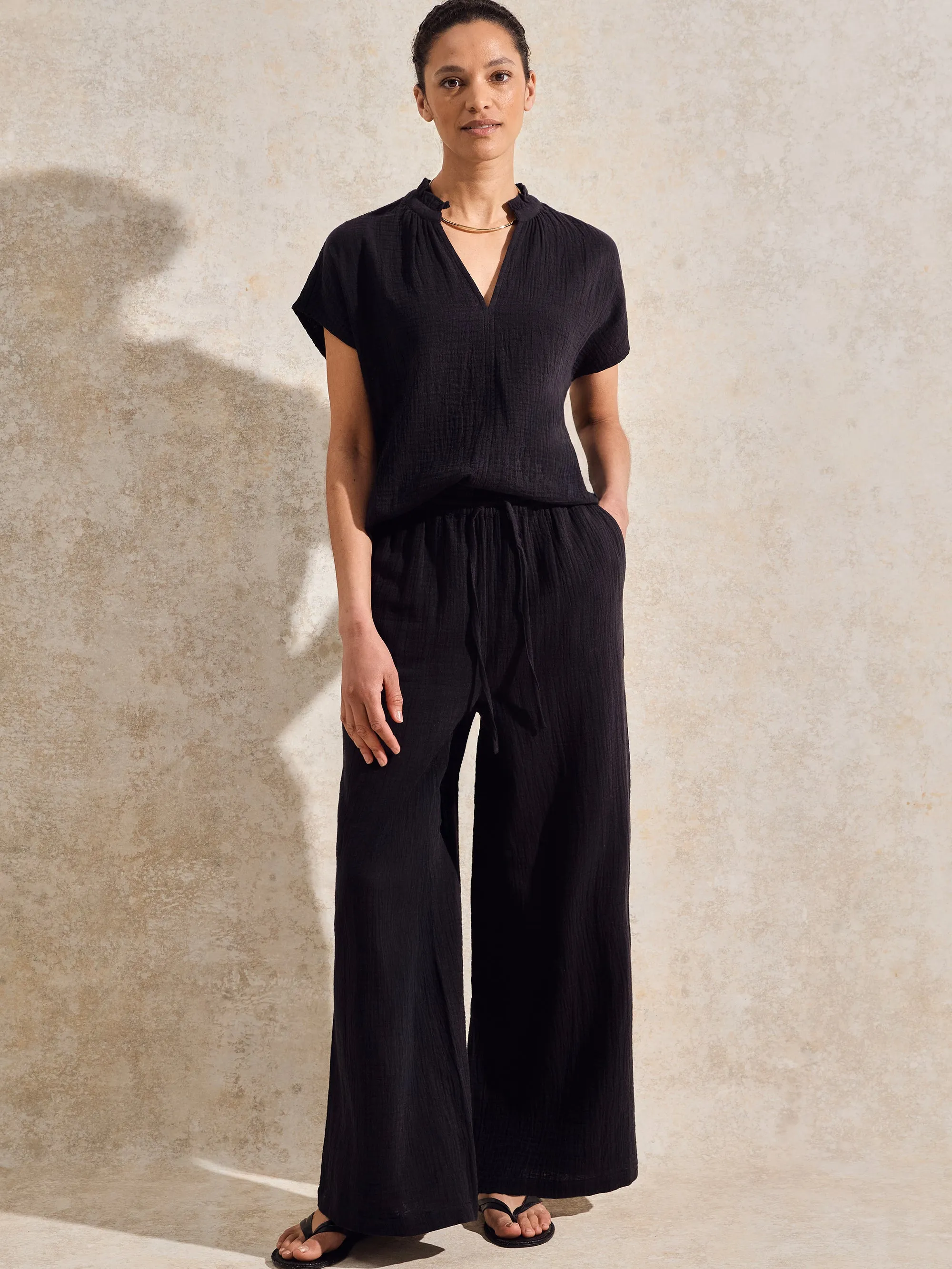 Black Frill-Detail V-Neck Cheesecloth Top