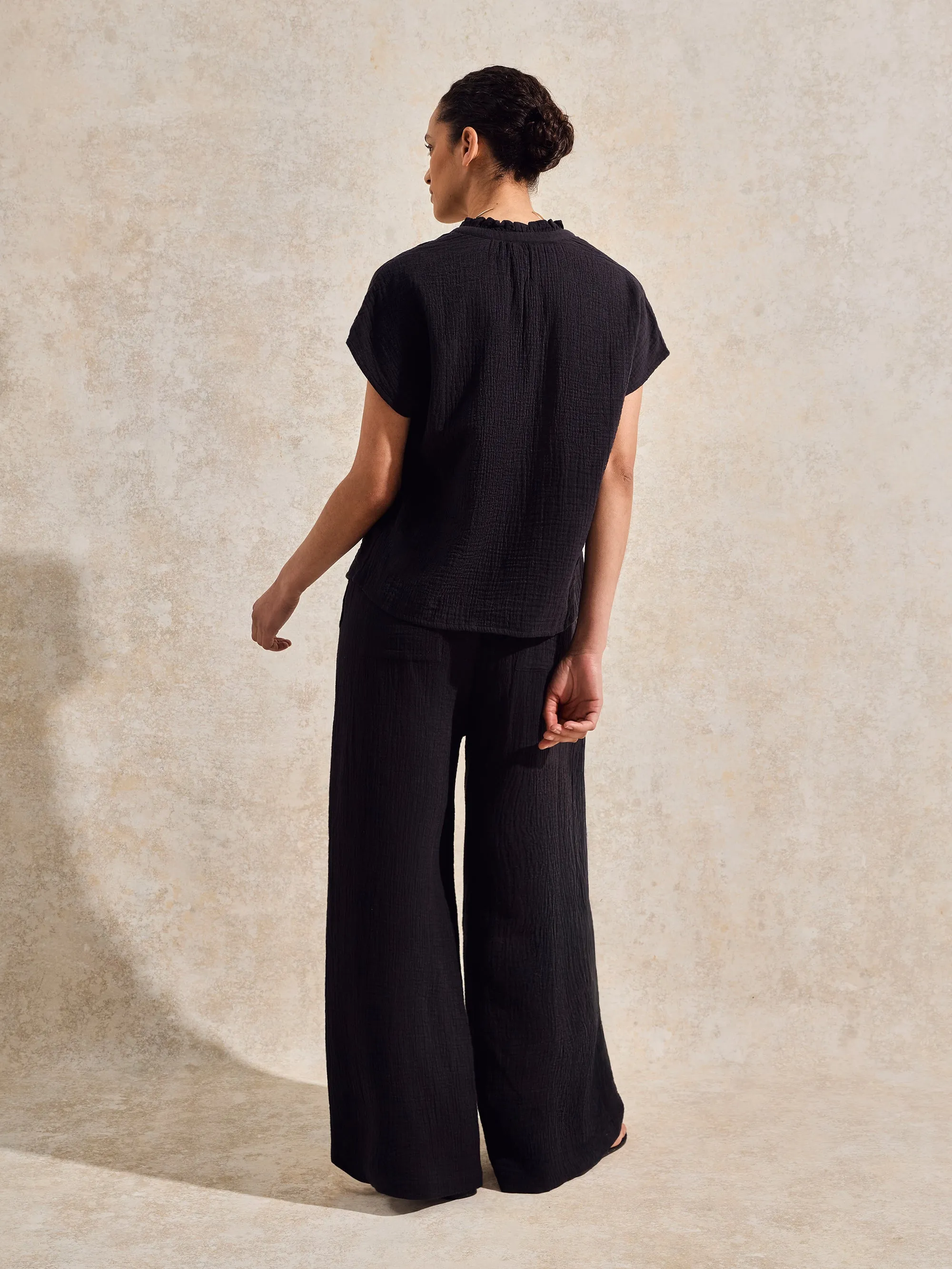 Black Frill-Detail V-Neck Cheesecloth Top
