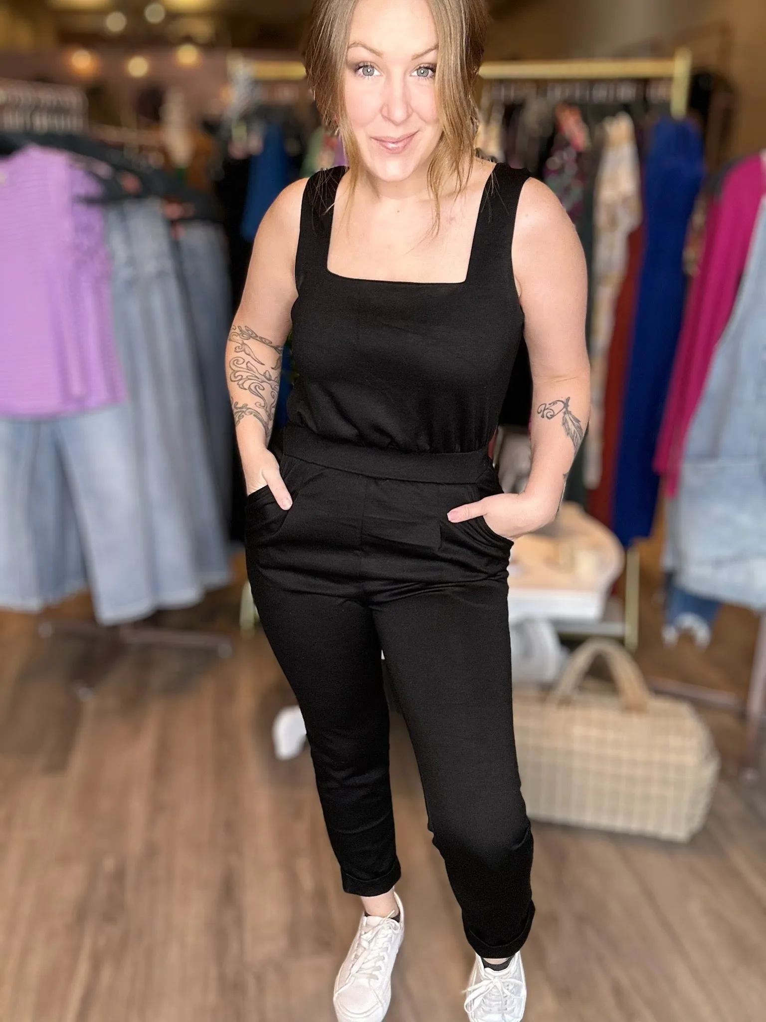 Black Square Neck Sleeveless JumpSuit
