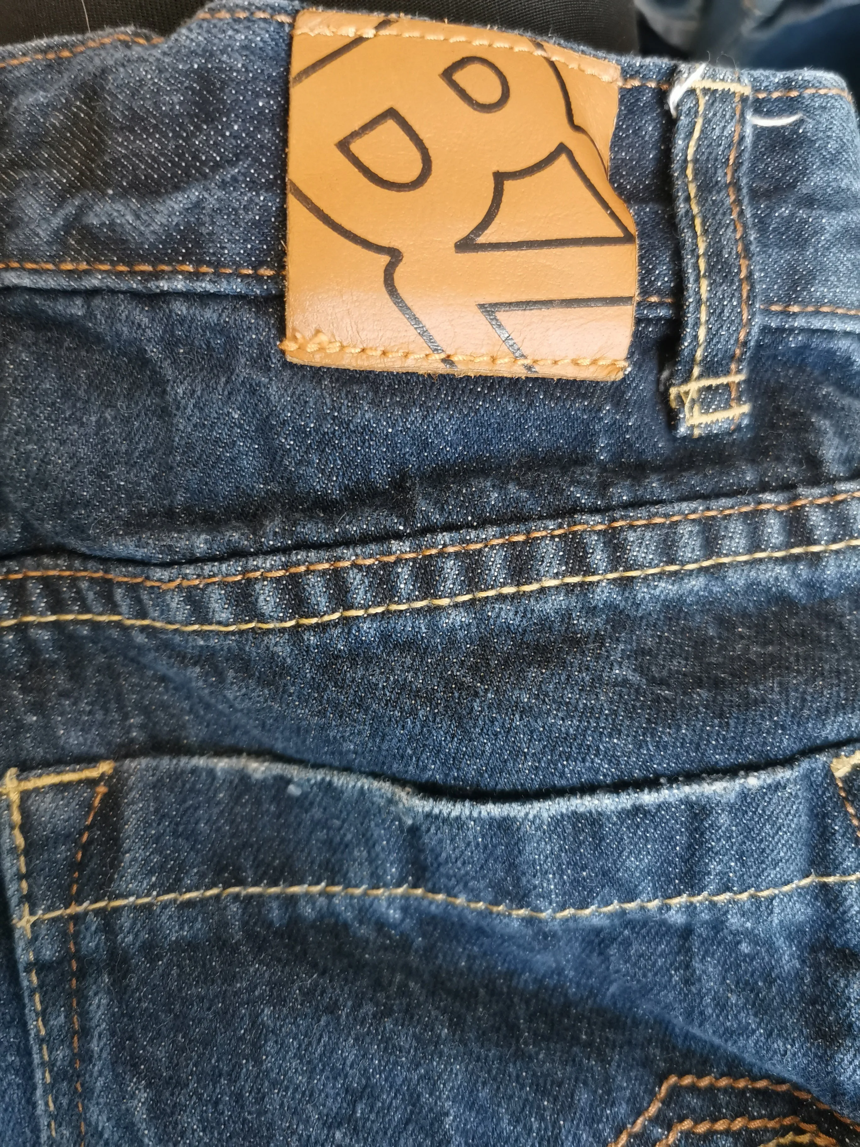 BOY SIZE 9 YEARS - BZ DENIM, Relaxed Fit, Cotton Jeans EUC B56