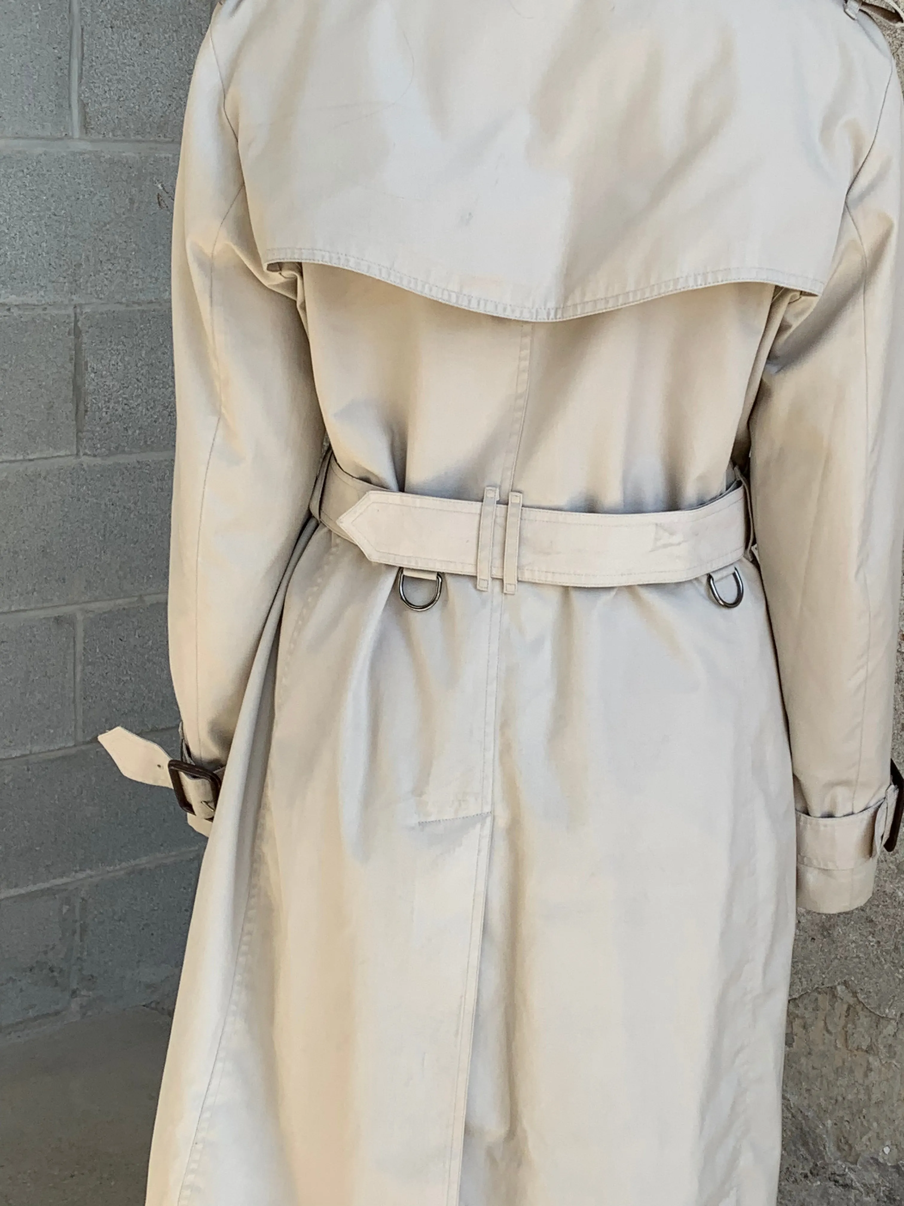 Burberry light trench coat
