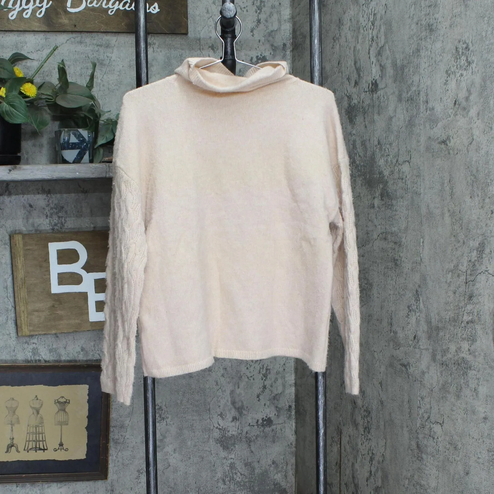 Calvin Klein Womens Cable Knit Sleeve Sweater M2XSJ728 Blush Pink L