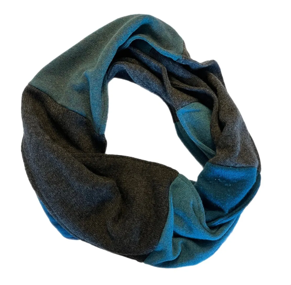 Cashmere Circle Scarf Blue & Grey 210