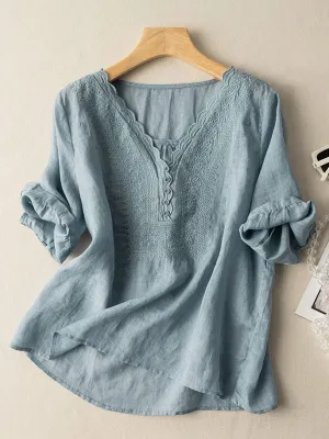Embroidery V-Neck Tee