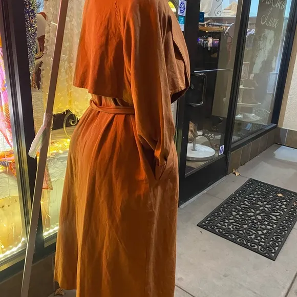 In Loom Brand cotton linen trench coat belt pockets S M - rich pumpkin color