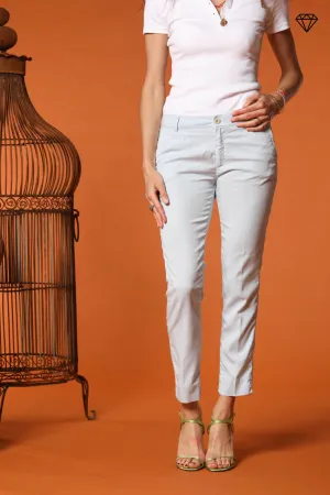 Jaqueline women's chino capri trousers in twill slim fit ①