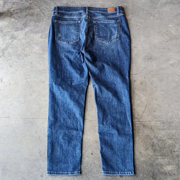 Judy Blue Mid-Rise Relaxed Fit Cropped Blue Denim Jeans size 15/32