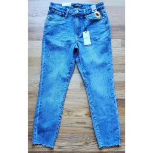 Judy Blue NWT Sunflower Embroidered Relaxed Fit Jeans size 5/27 Style #88257 NEW