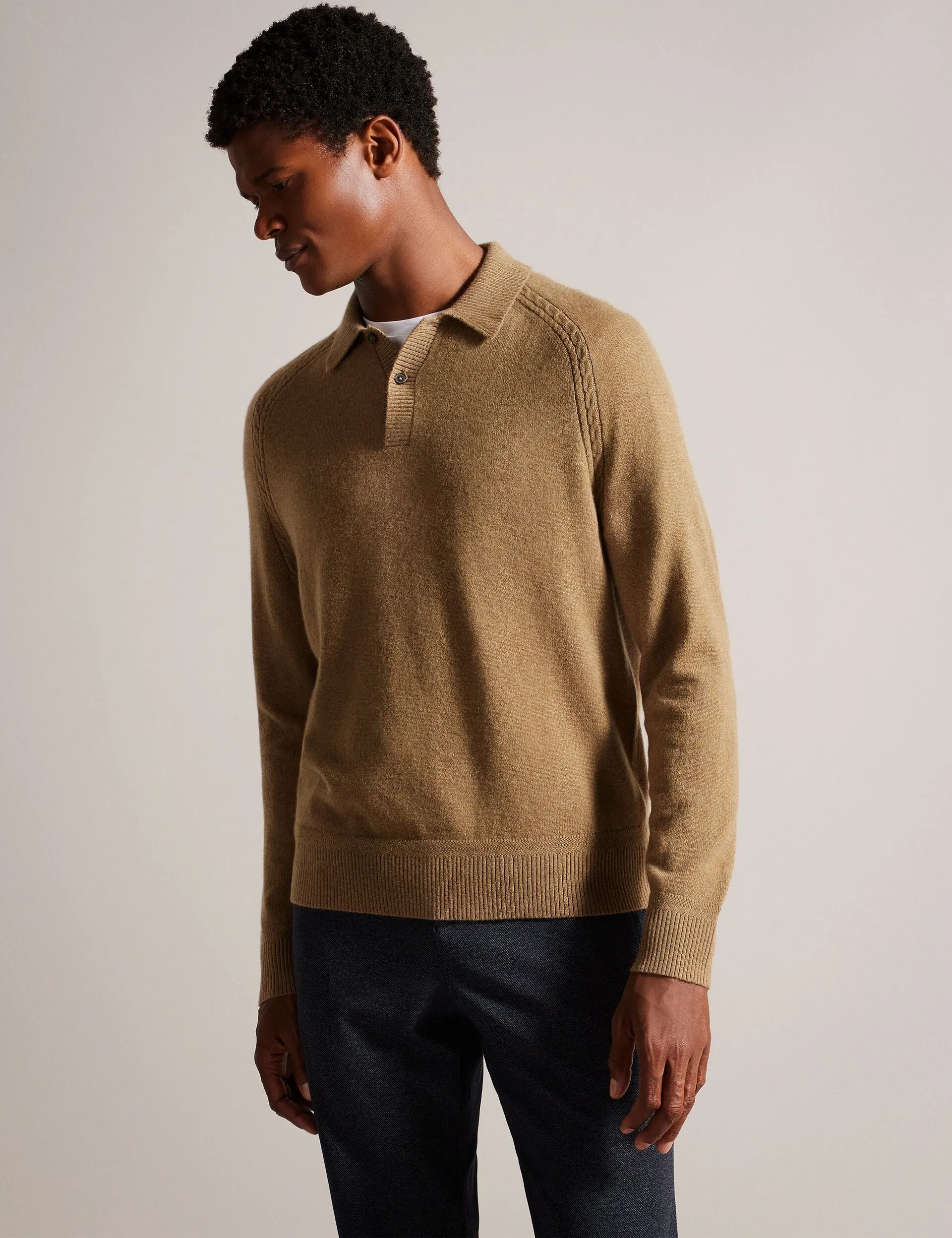 KAROLT | DK-BROWN