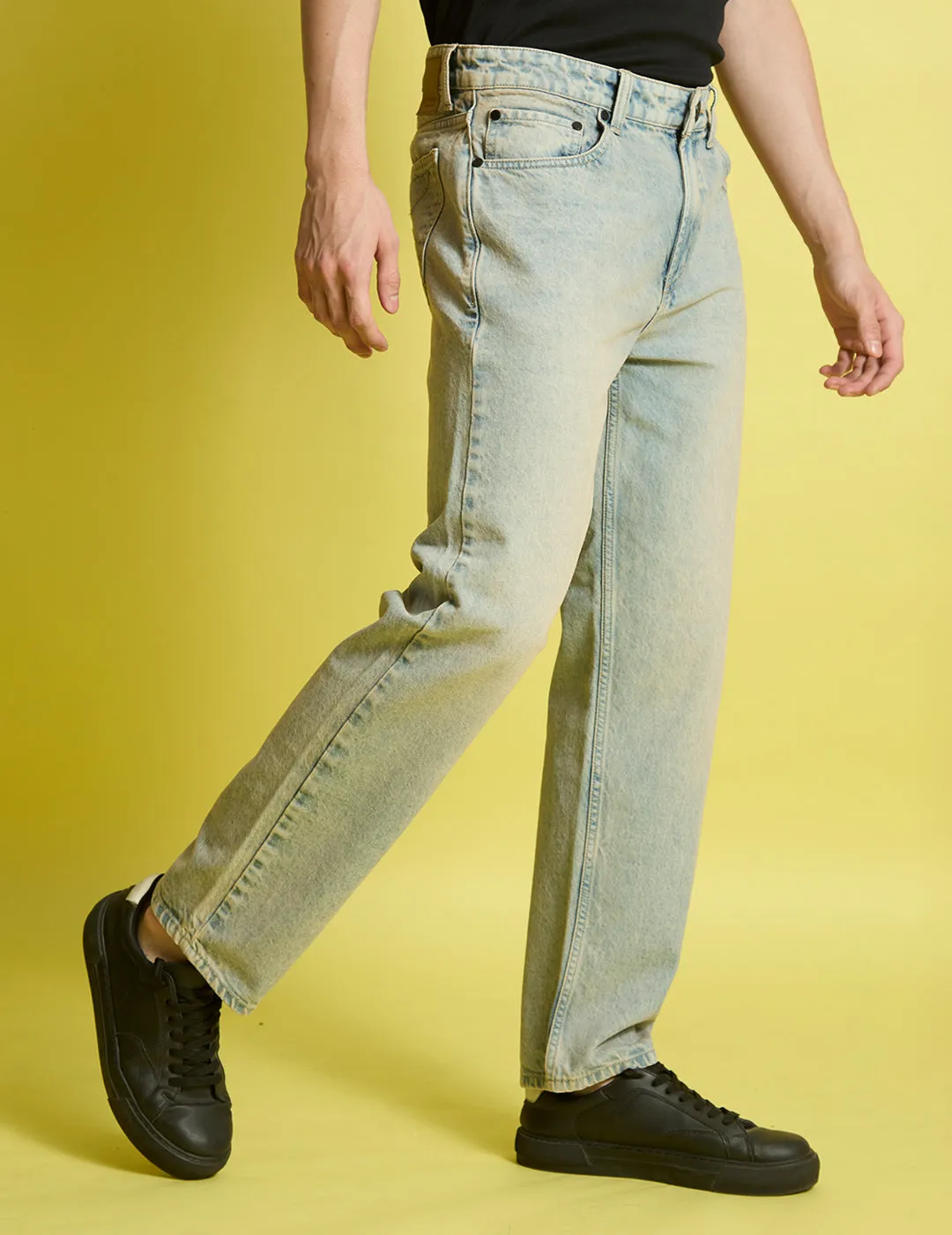 Men Blue-Grey Relaxed Fit Solid Jeans