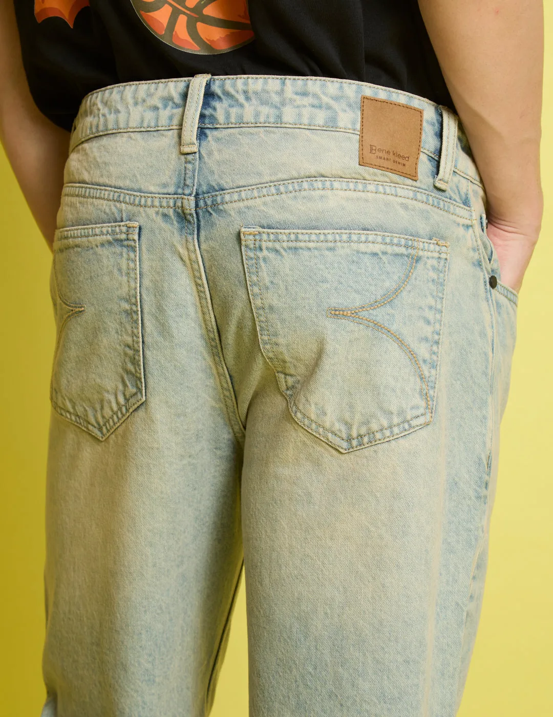 Men Blue-Grey Relaxed Fit Solid Jeans