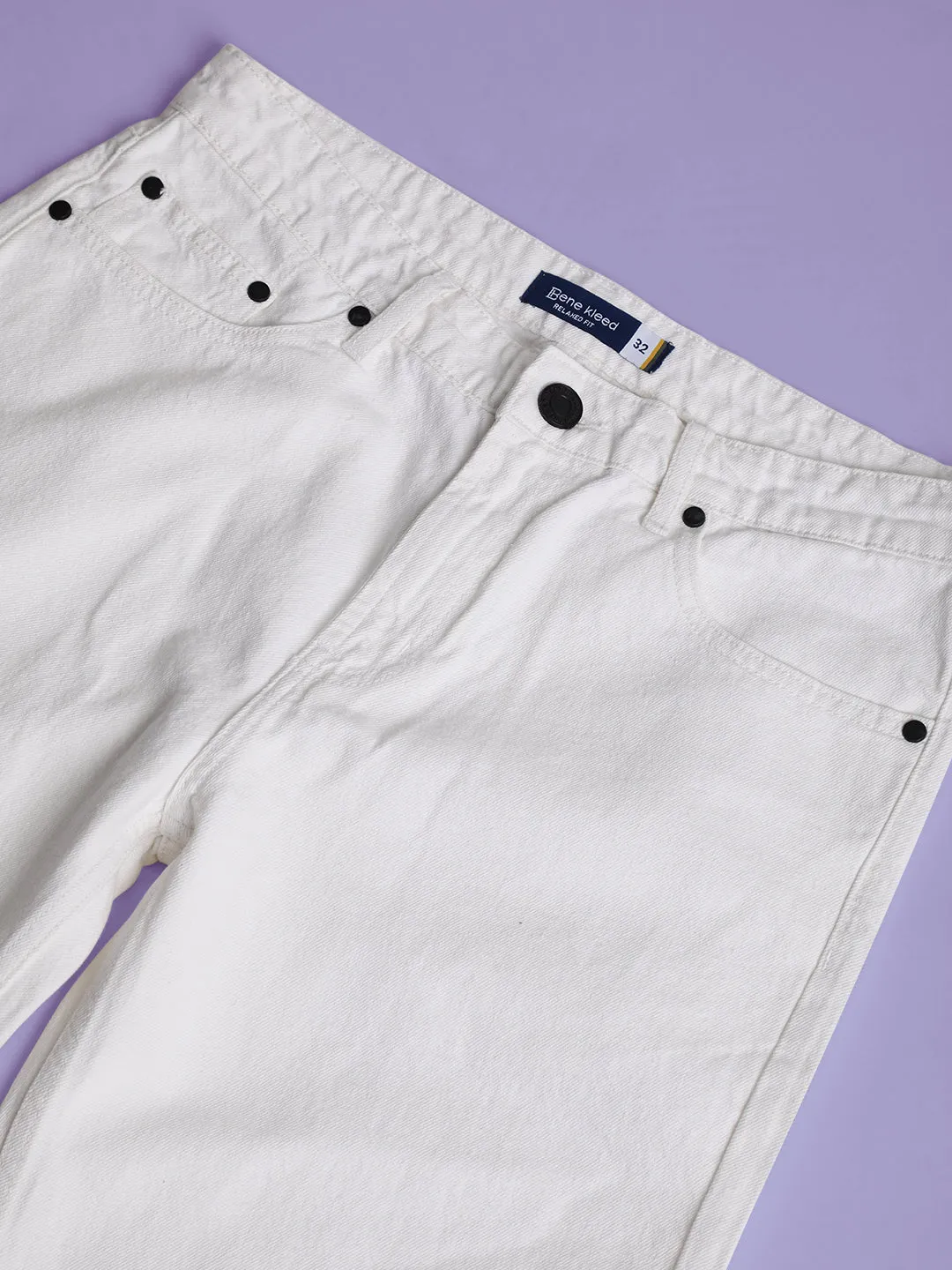 Men White Relaxed Fit Knee-Slash Jeans