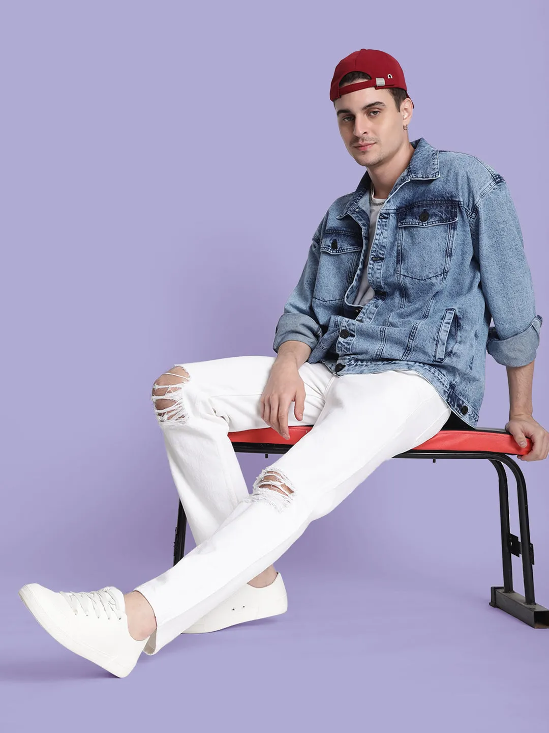 Men White Relaxed Fit Knee-Slash Jeans