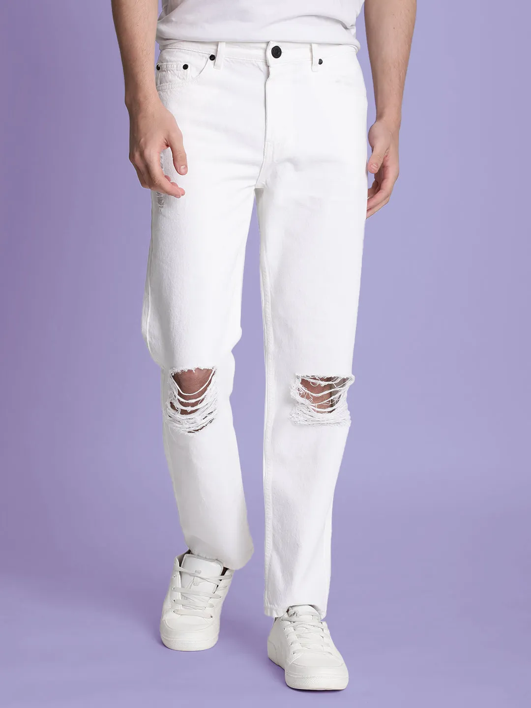 Men White Relaxed Fit Knee-Slash Jeans