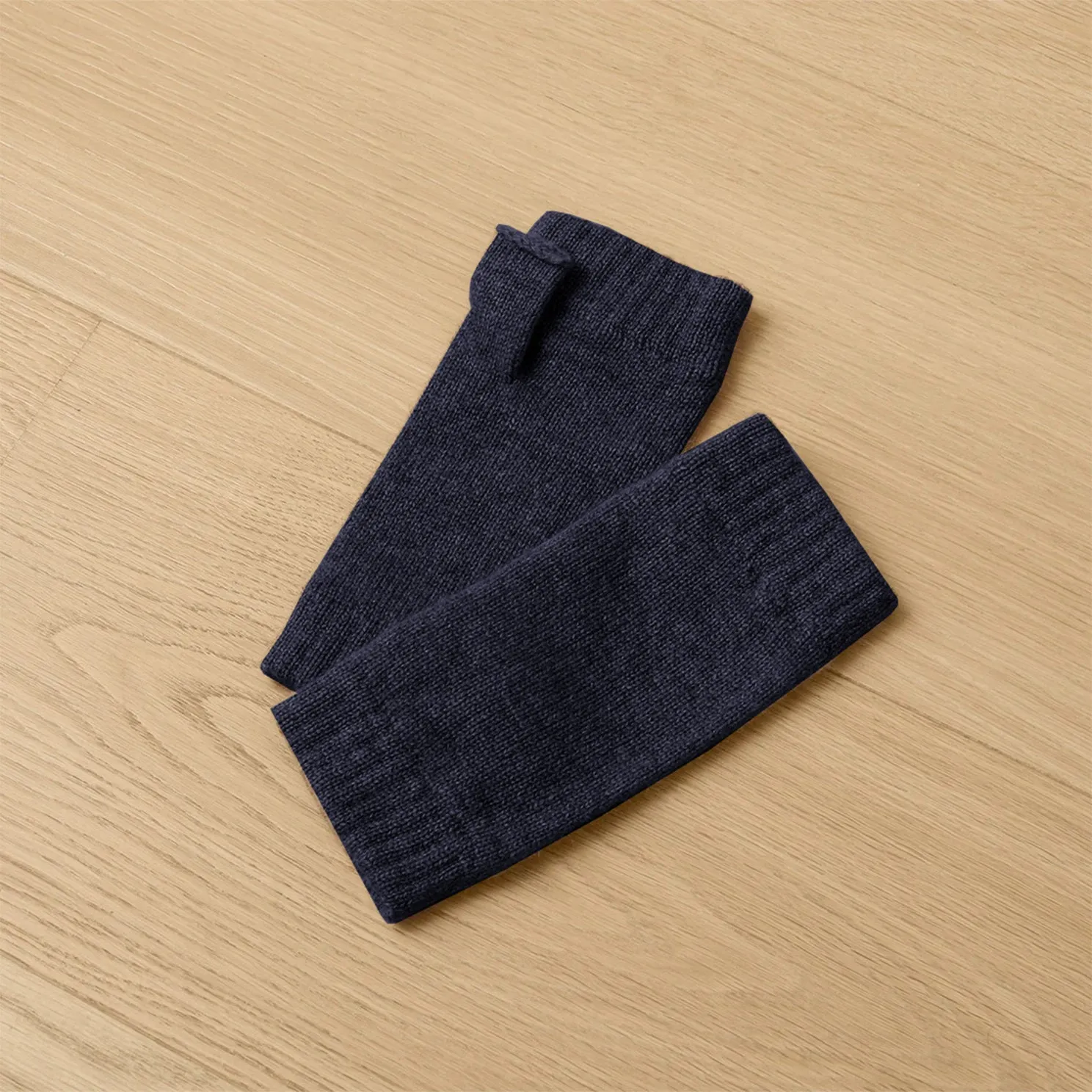 Midnight Cashmere Wrist Warmer