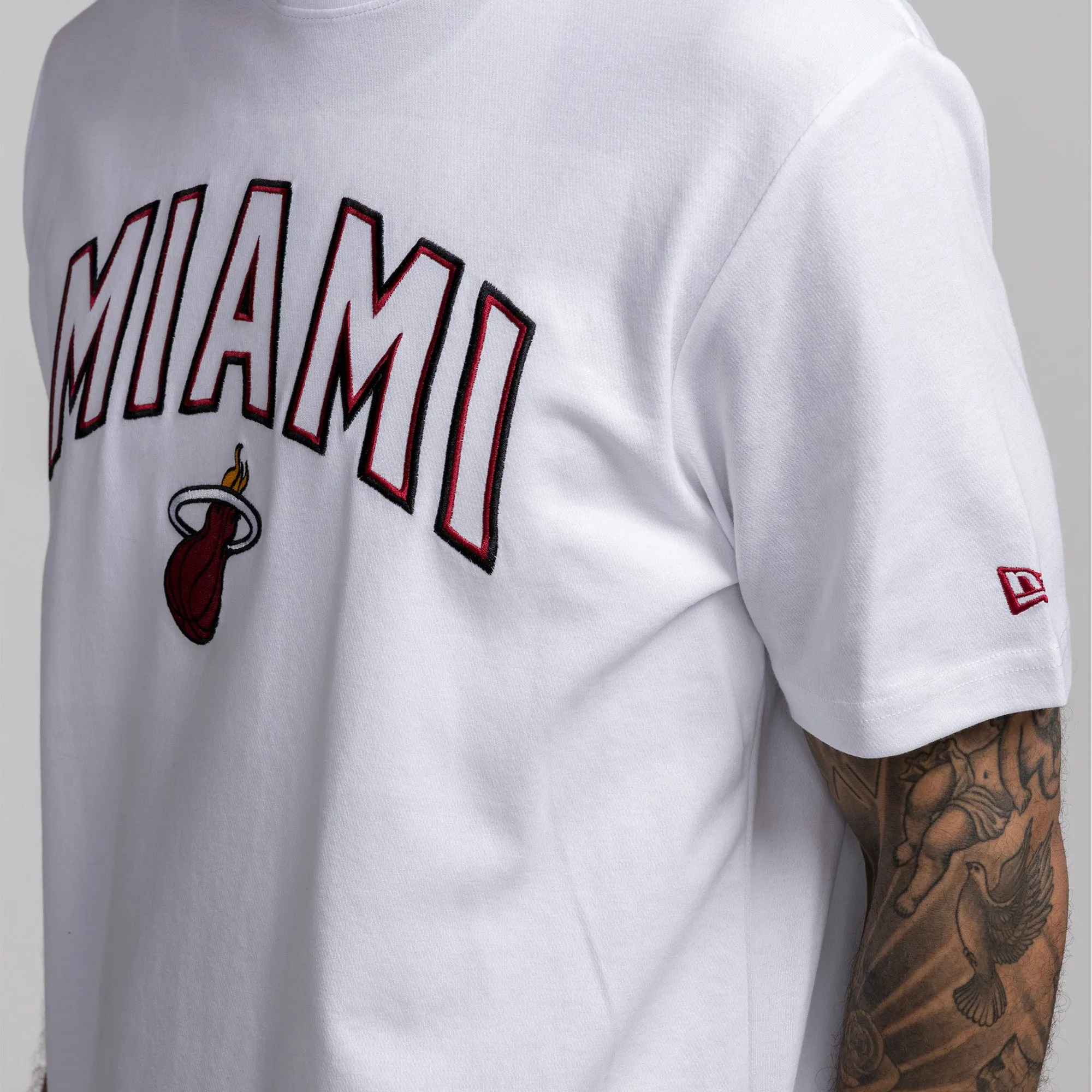 New Era Miami HEAT Miami Crewneck Tee