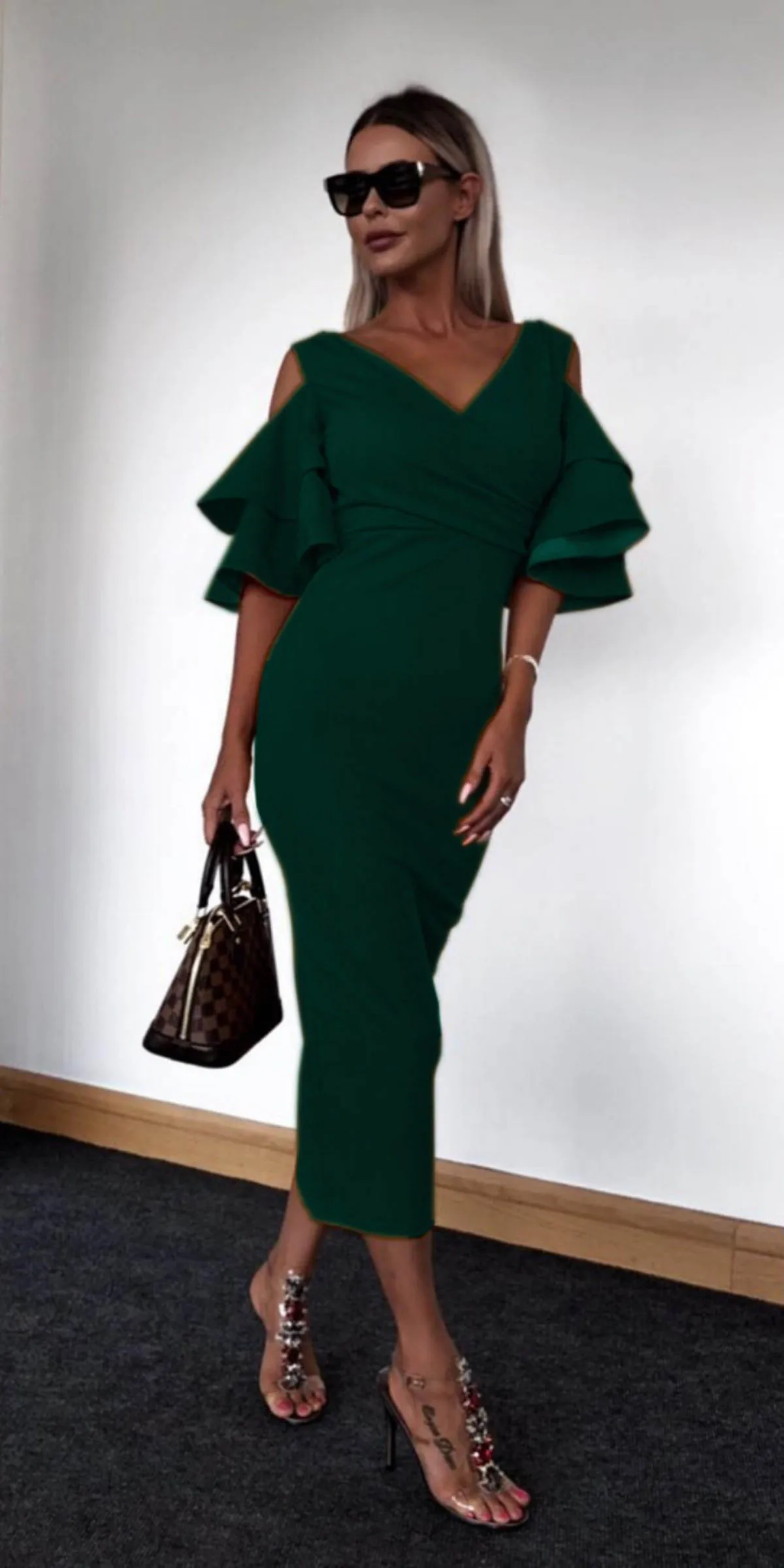 New Women's Dress Sexy Bag Hip Skirt Deep V Strapless Lotus Leaf Sleeve Dress