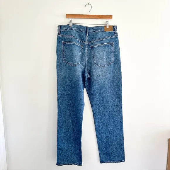 NWT Madewell '90s Straight Jeans in Enmore Wash NN880