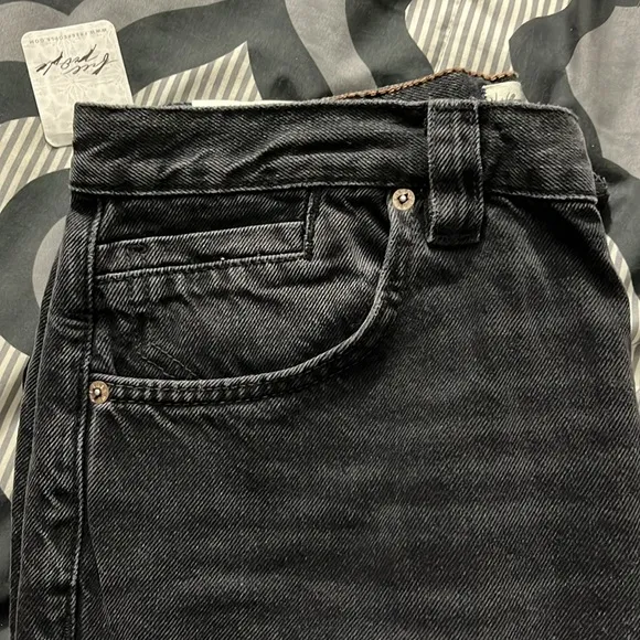 NWT We the People Free People Straight Jeans Size 31S