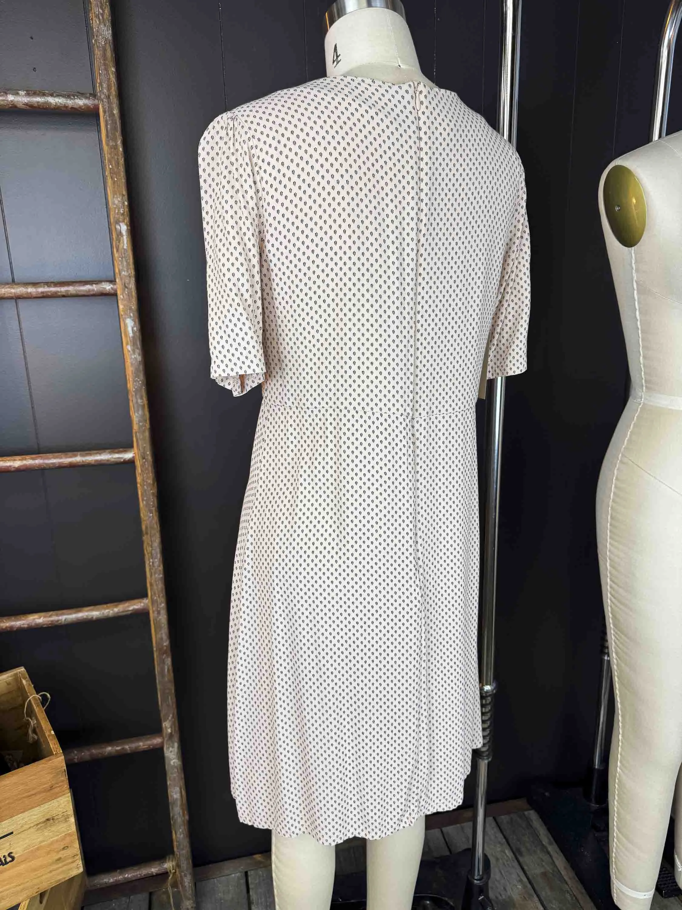 Pre-loved Mini Leaf Beige/Pink Dress - Size M