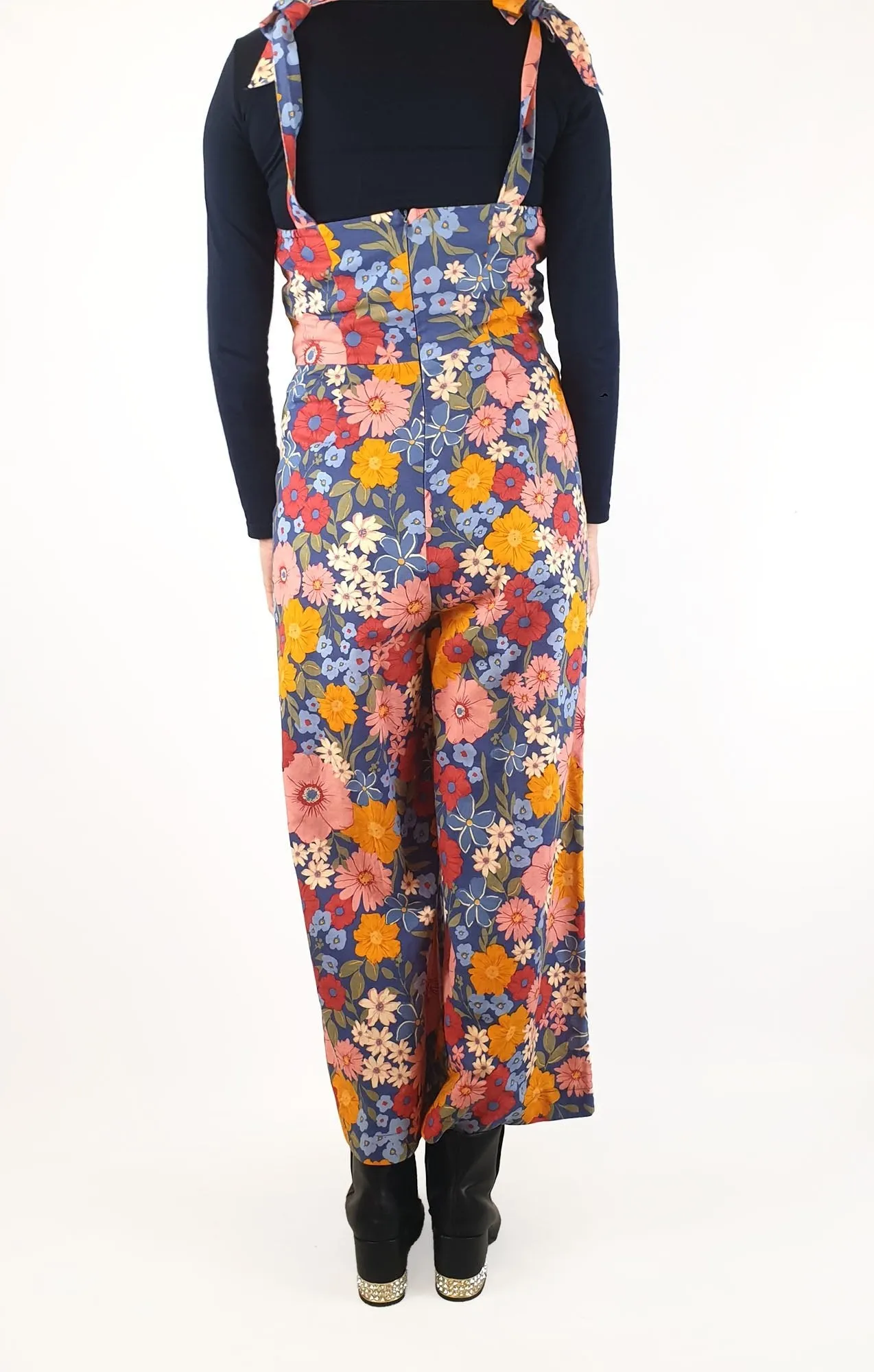 Princess Highway floral spaghetti strap jumpsuit size 10
