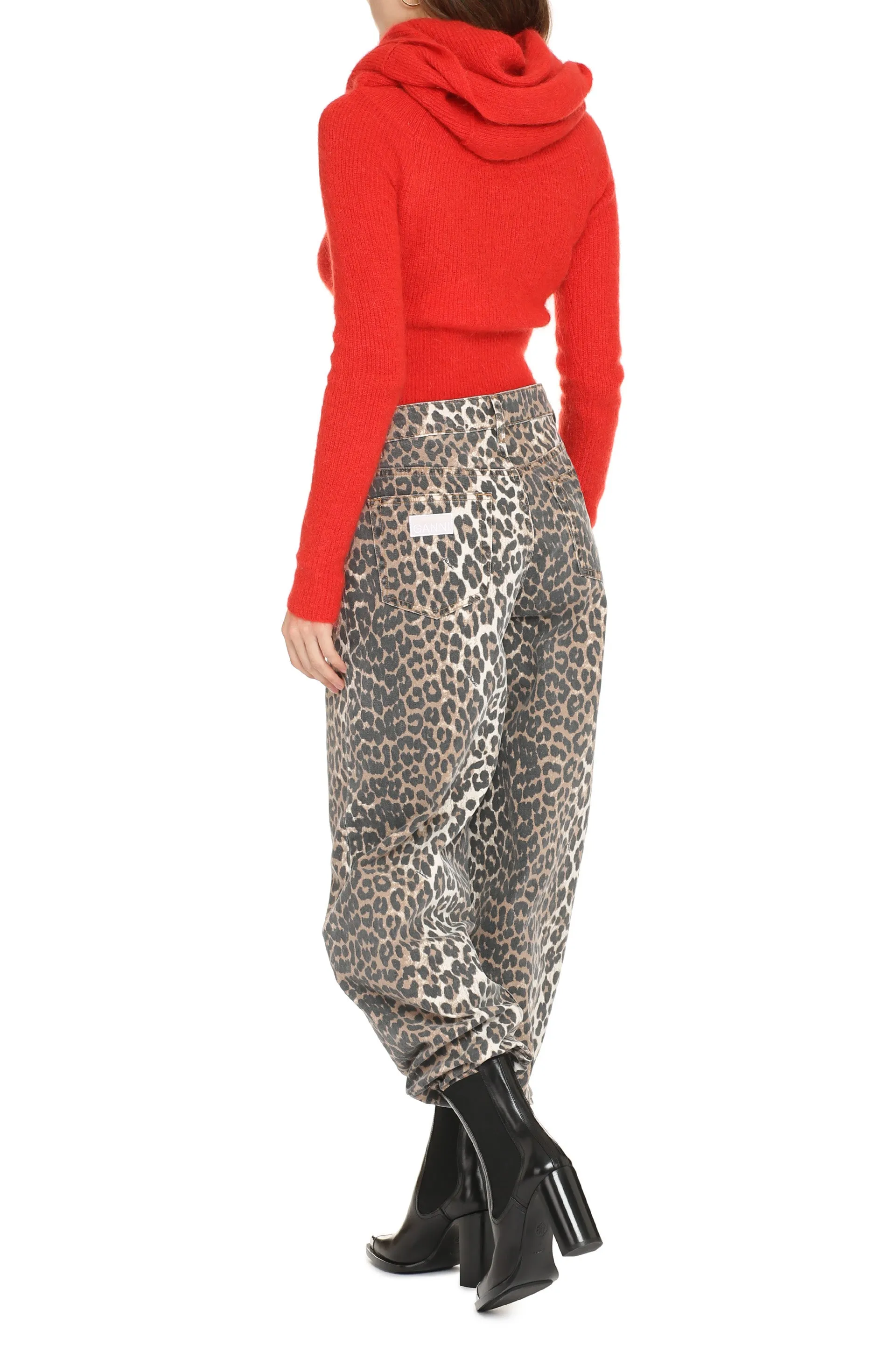 Relaxed fit jeans