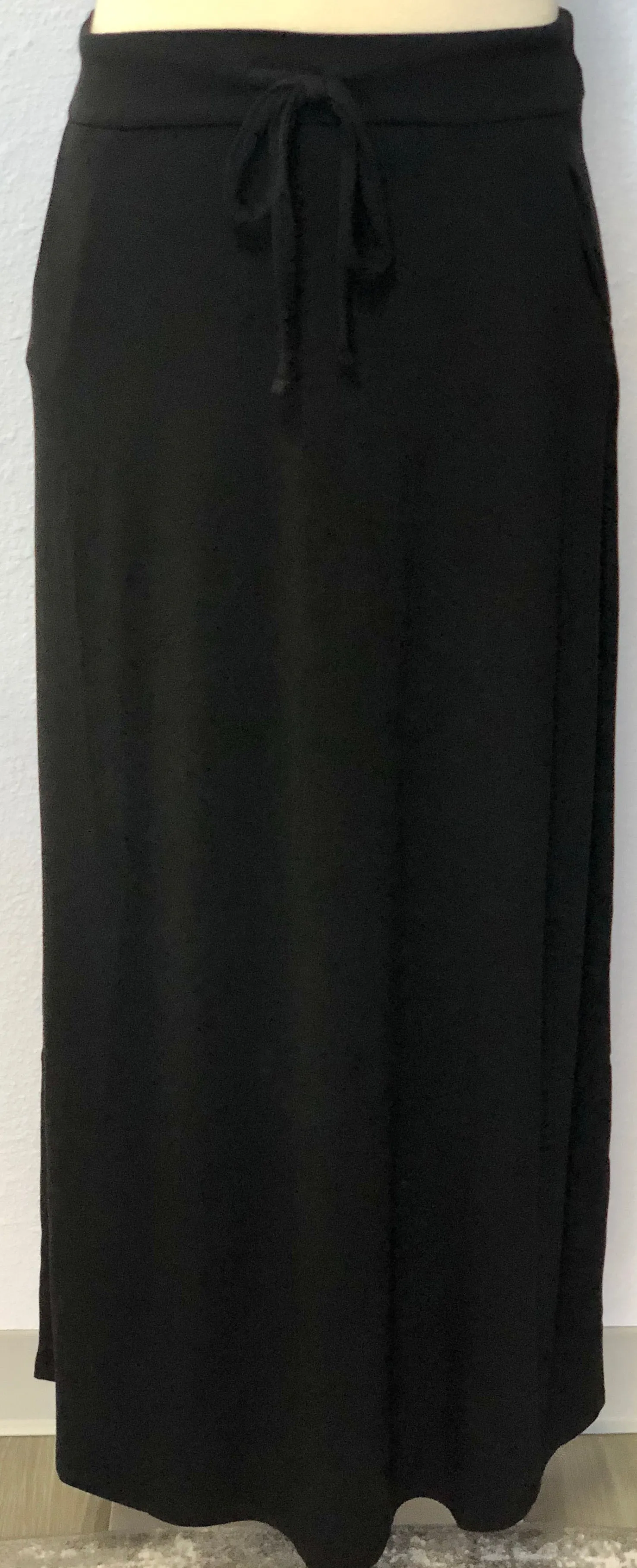 RELAXED FIT MAXI SKIRT