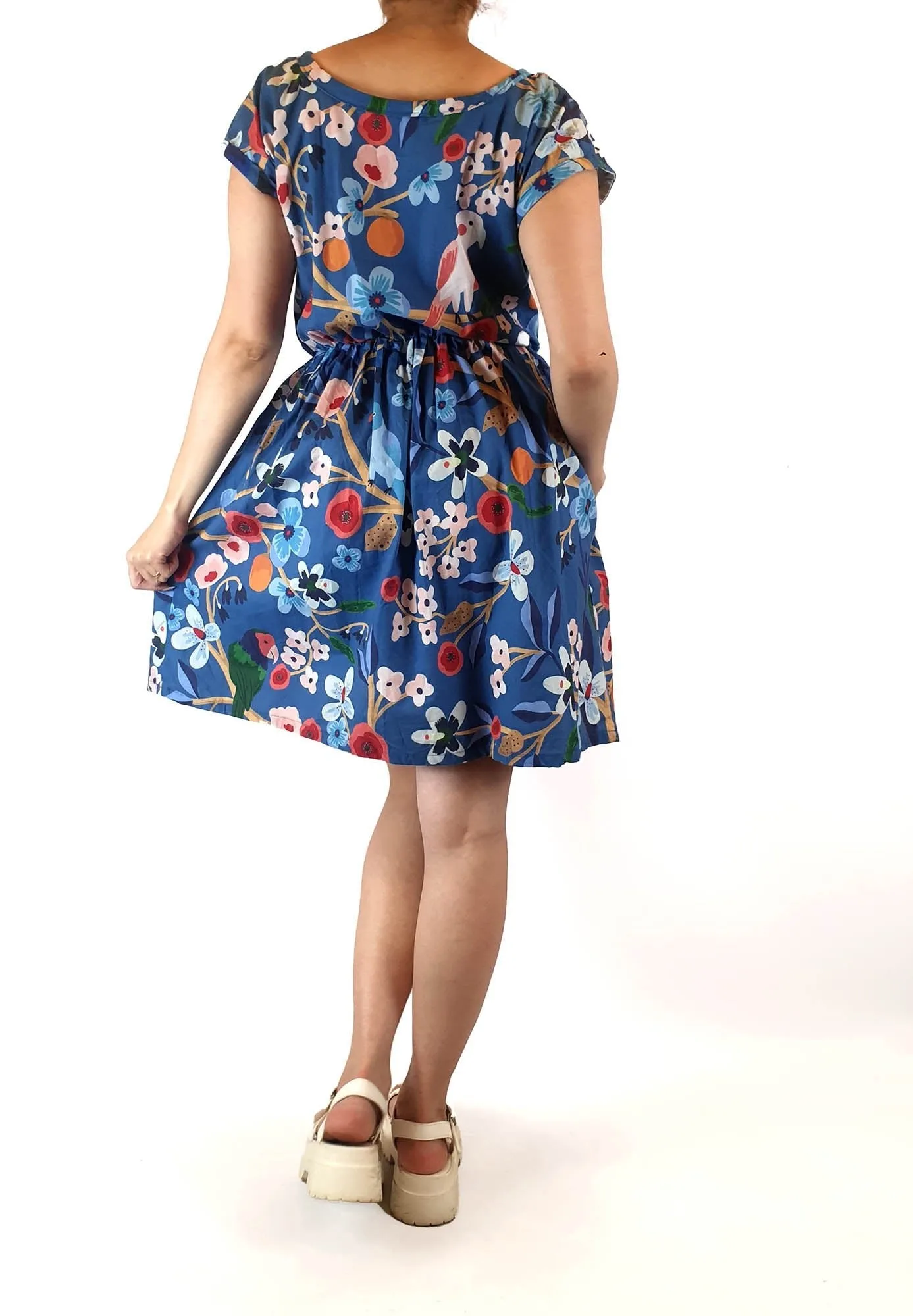 Rummage Style blue floral cap sleeve dress size 14 (tiny fit, best fits size 10)