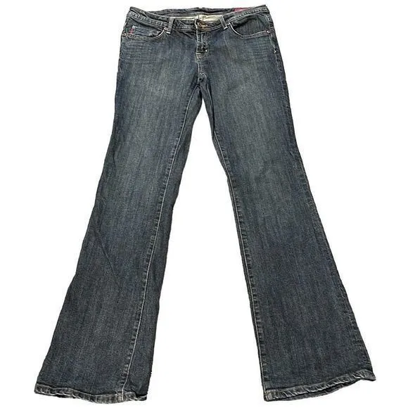 Seven 7 Classic Distressed Low Rise Boot Cut Jeans — Size 32‎ (runs small!) EUC