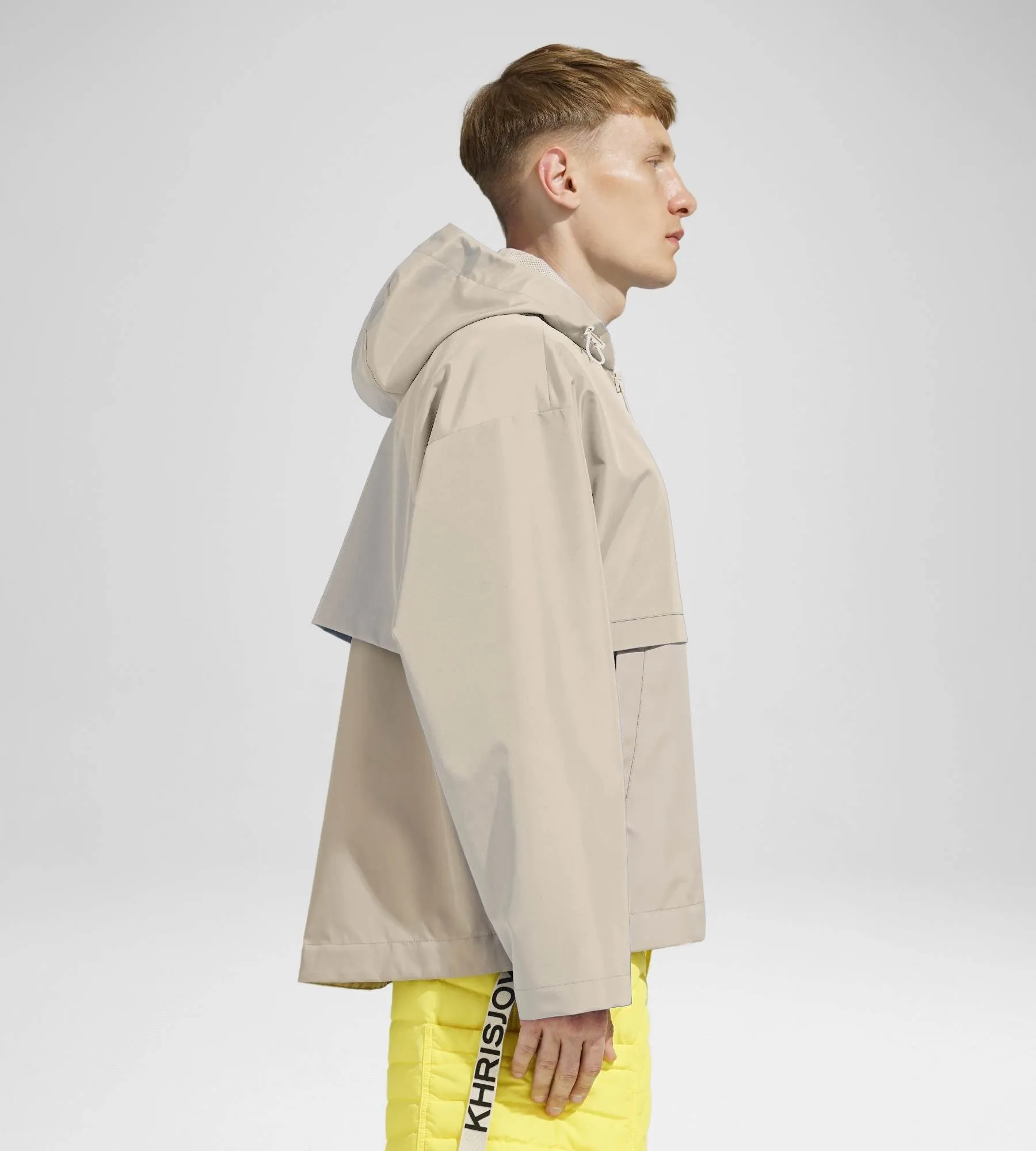 SHELL WINDBREAKER