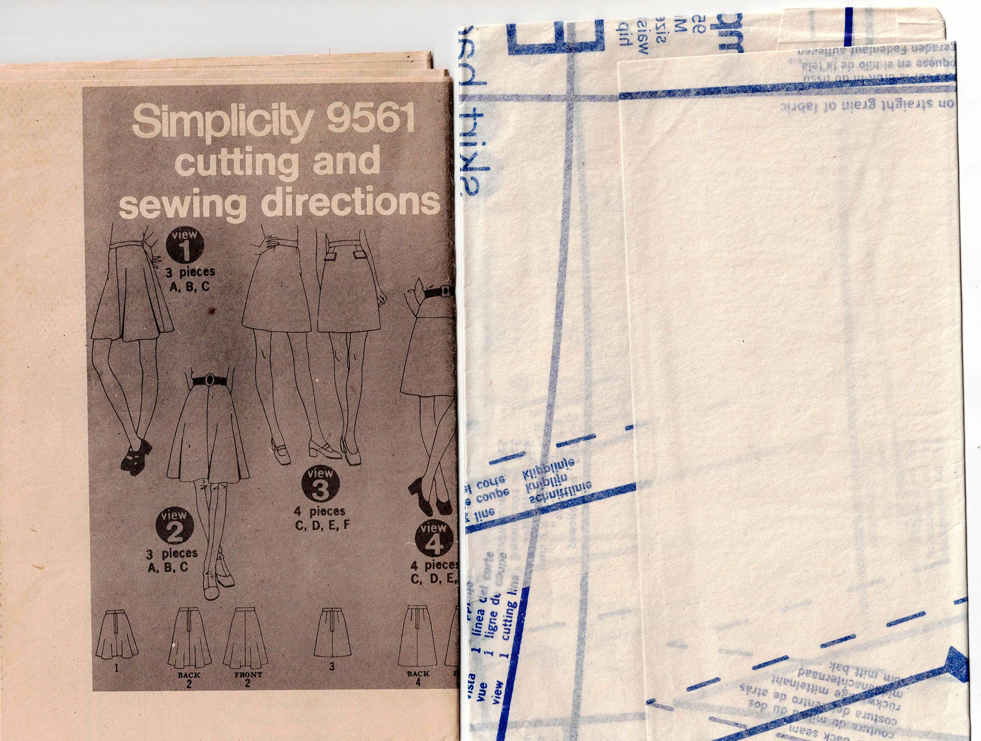 Simplicity 9561 Womens JIFFY Mini or Regular Length Skirts 1970s Vintage Sewing Pattern Multiple Sizes