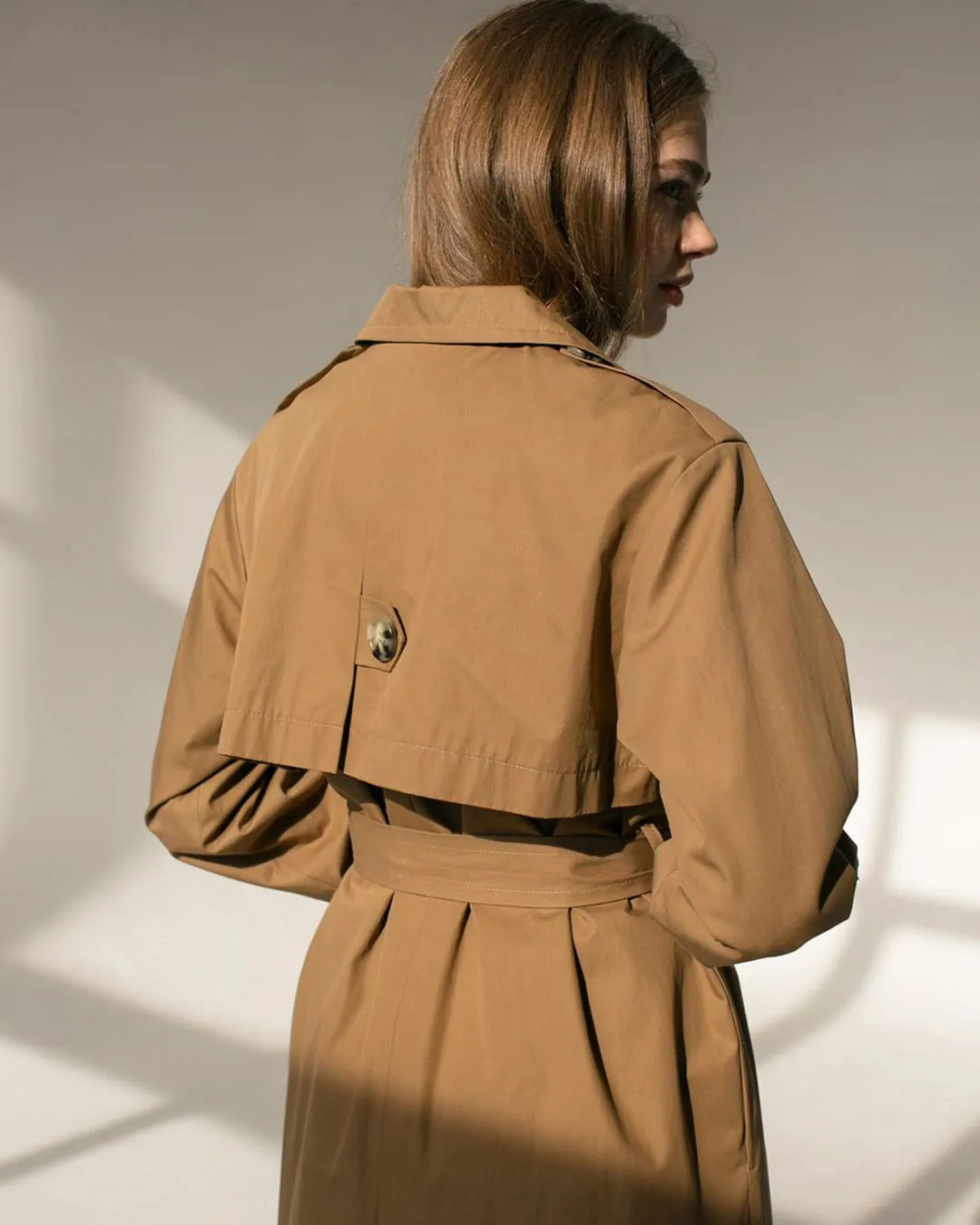 Splicing Lapel Lace-up Belt Windbreaker Coat