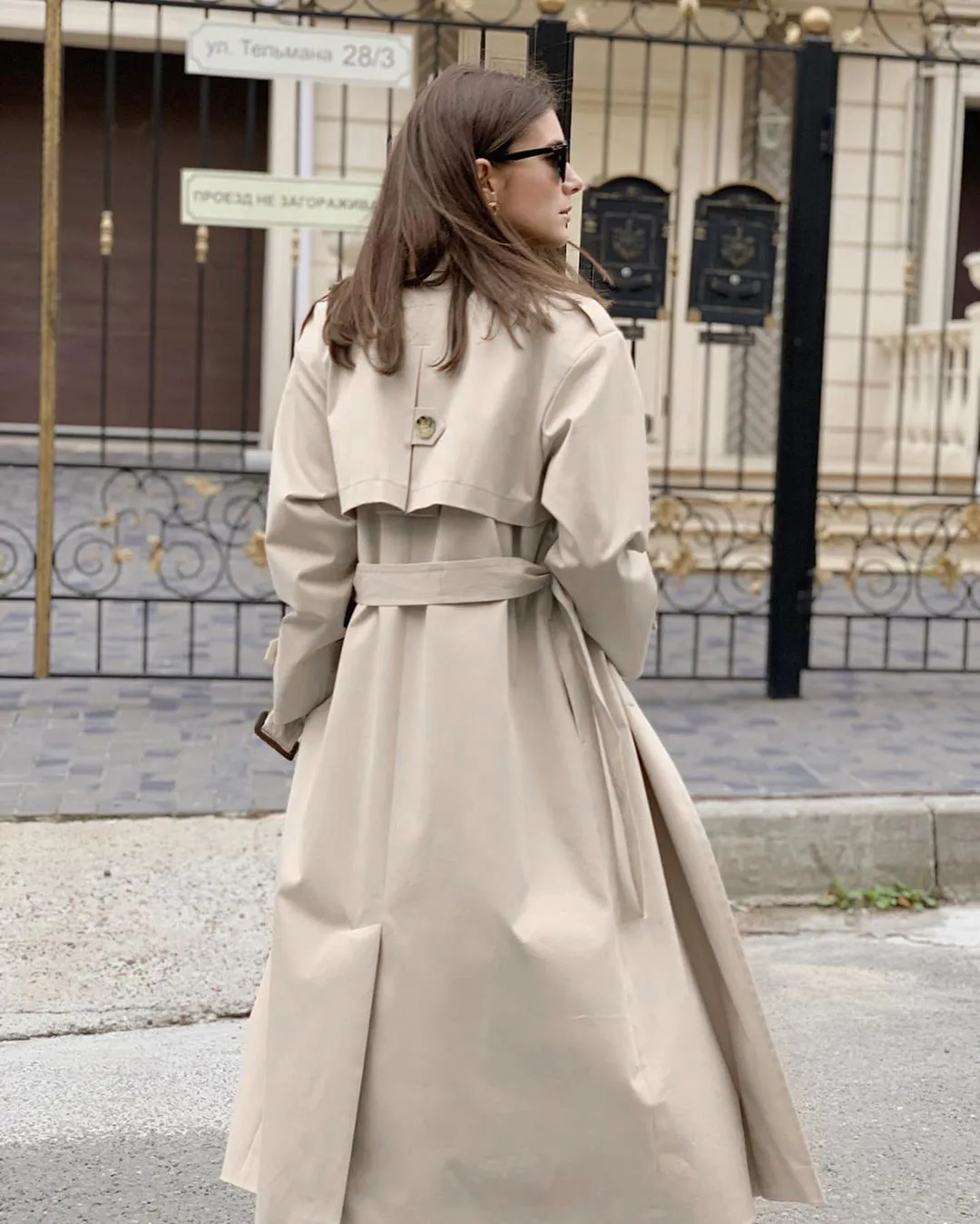 Splicing Lapel Lace-up Belt Windbreaker Coat