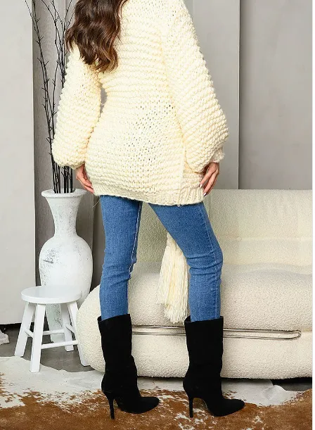 SWEATER WEATHER - CREAM/BLACK