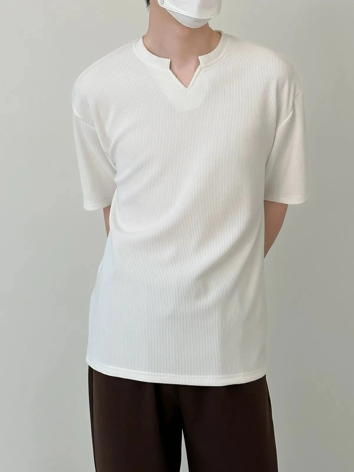 V-Neck Design Pleated T-Shirt