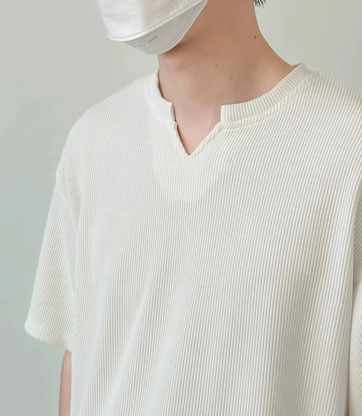 V-Neck Design Pleated T-Shirt