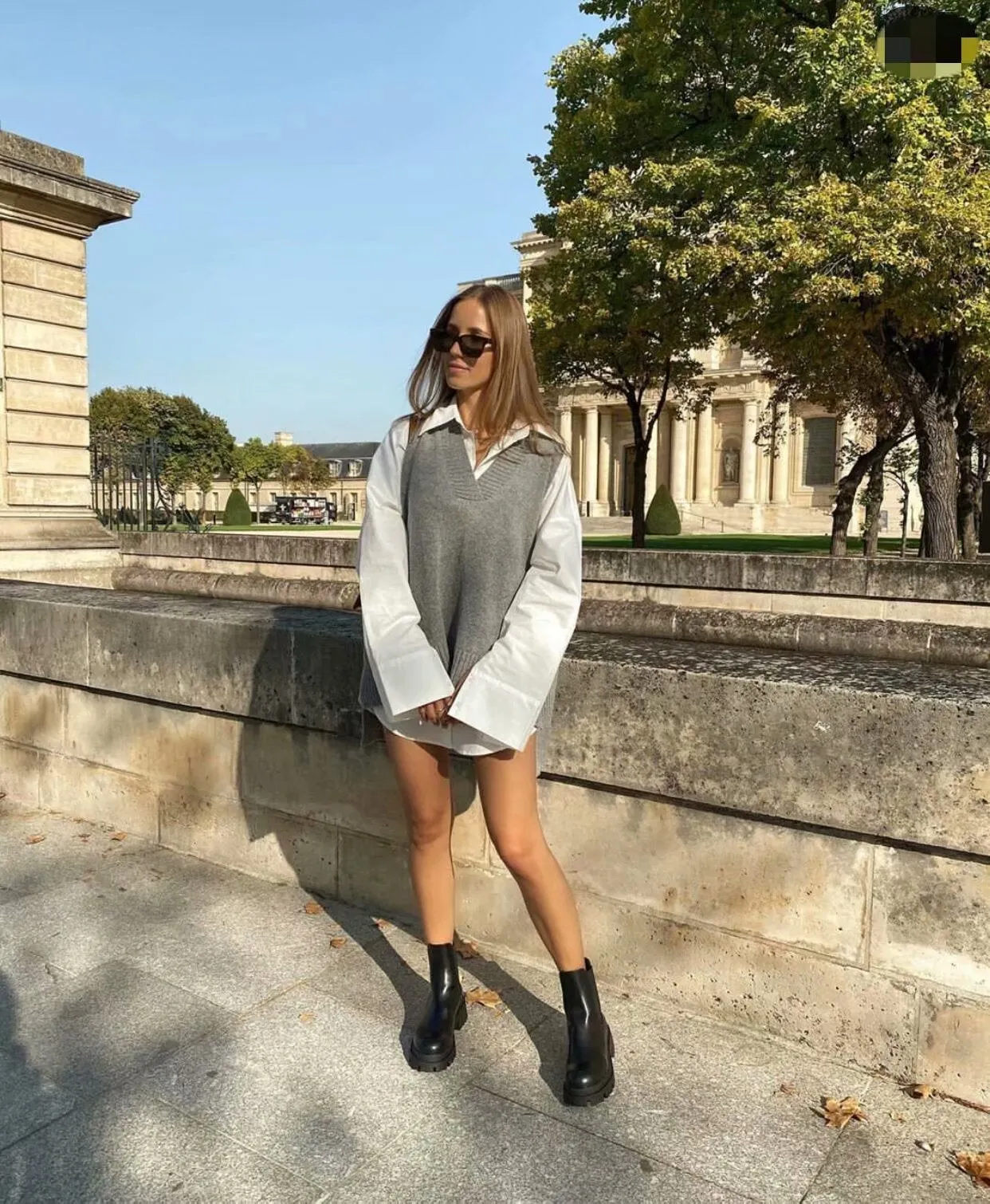 V-neck Irregular Hem Splicing Knit Vest Sweaters