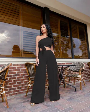 Verde (Black Two Piece Pants Set)  ALL SALE ITEMS ARE A FINAL SALE NO EXCHANGE