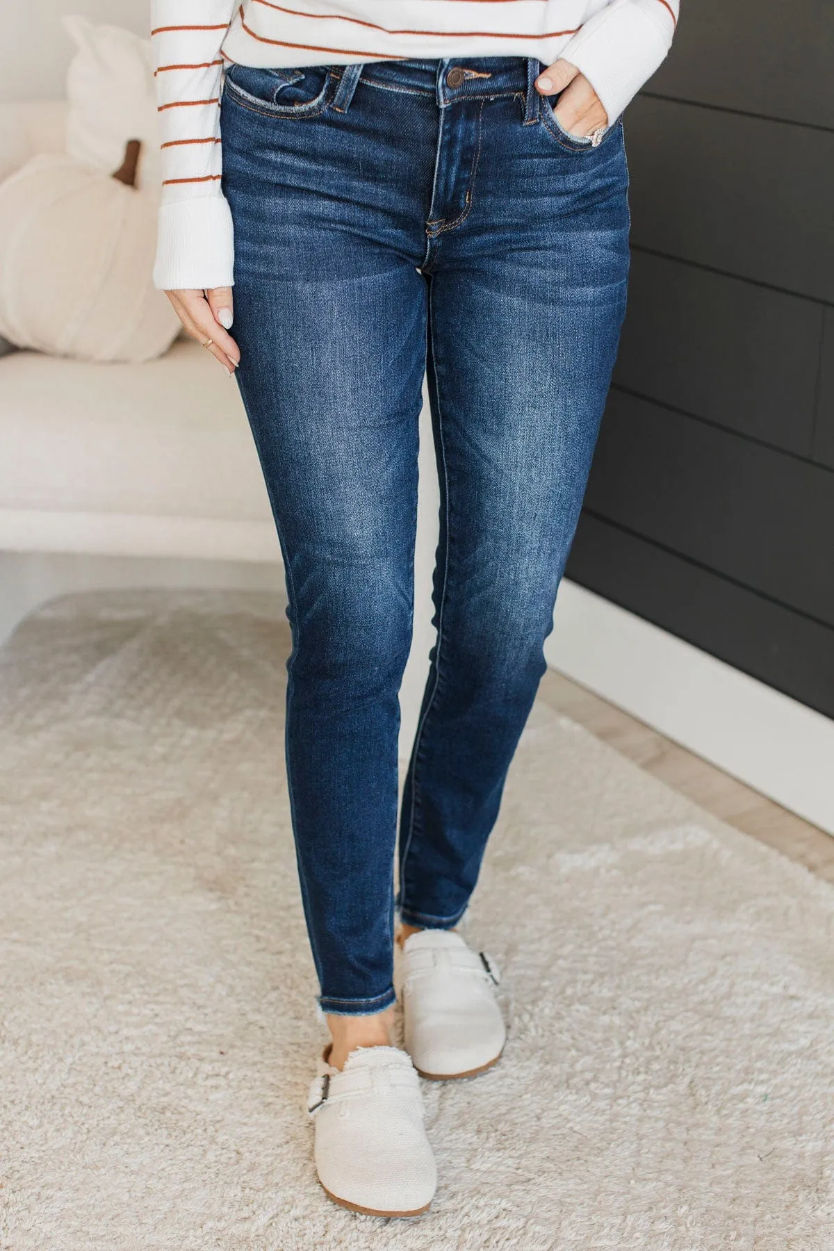 Vervet Mid-Rise Skinny Jeans- Robin Wash