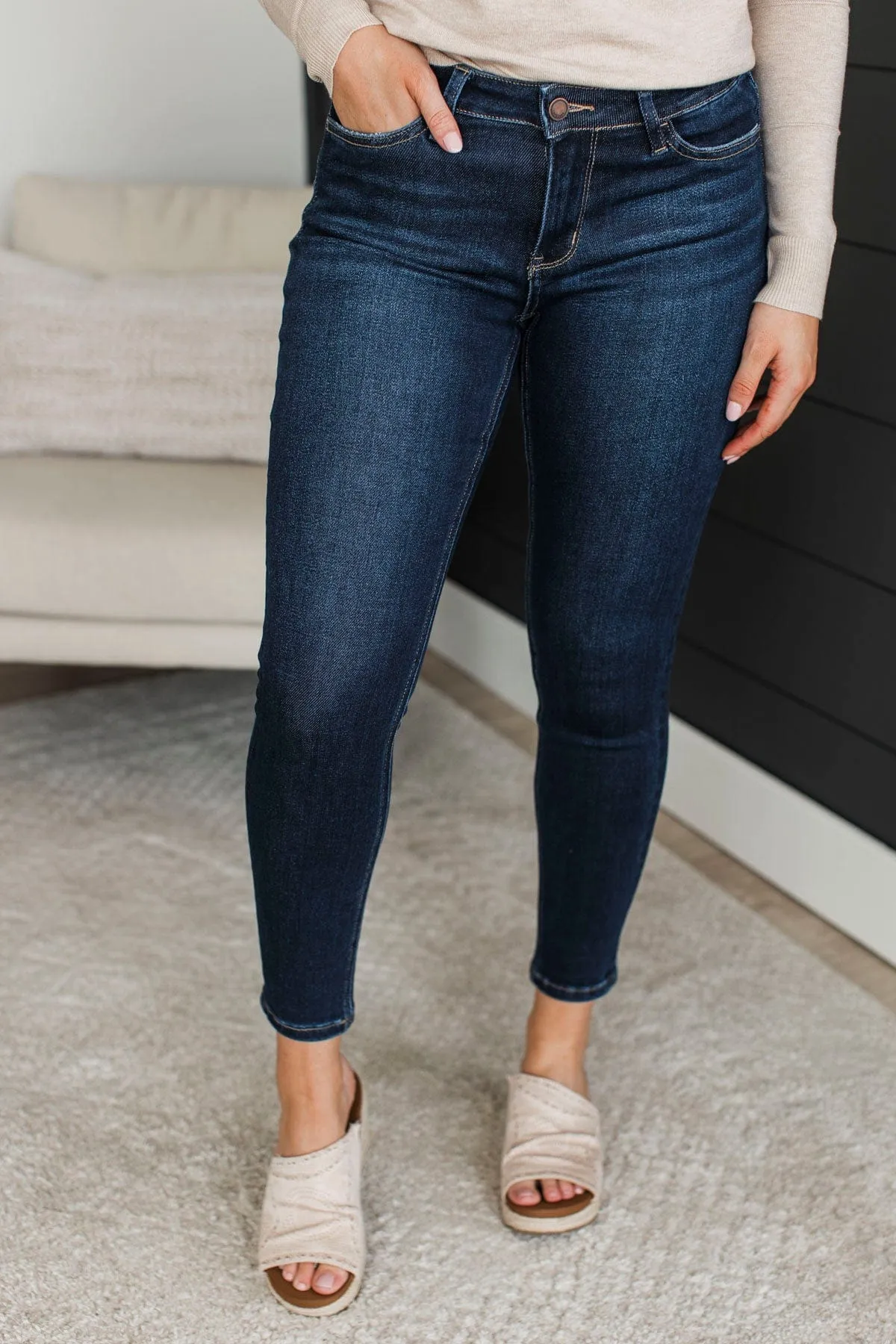 Vervet Skinny Jeans- Raina Wash