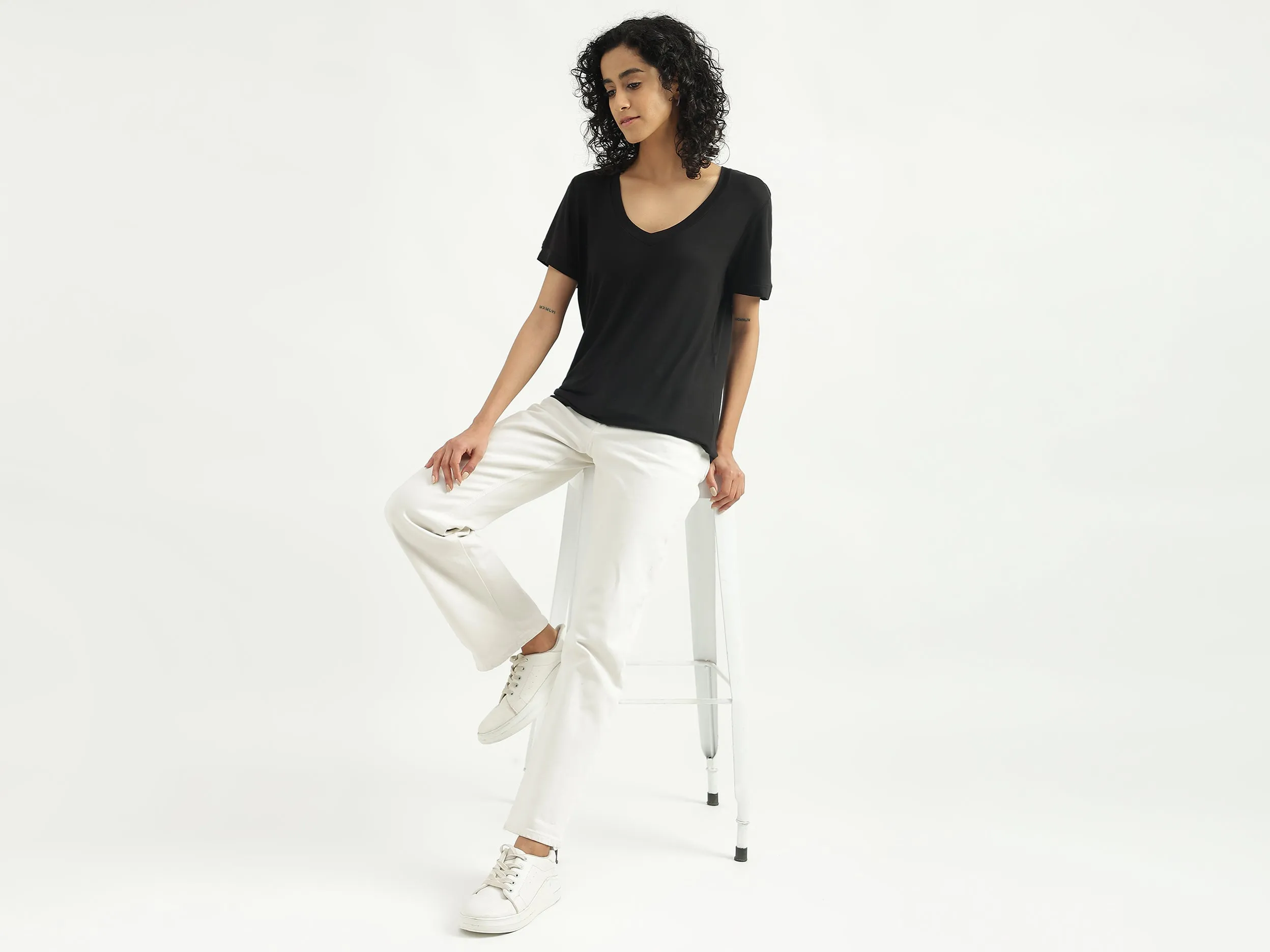 Viscose Solid V-Neck Women T-shirts