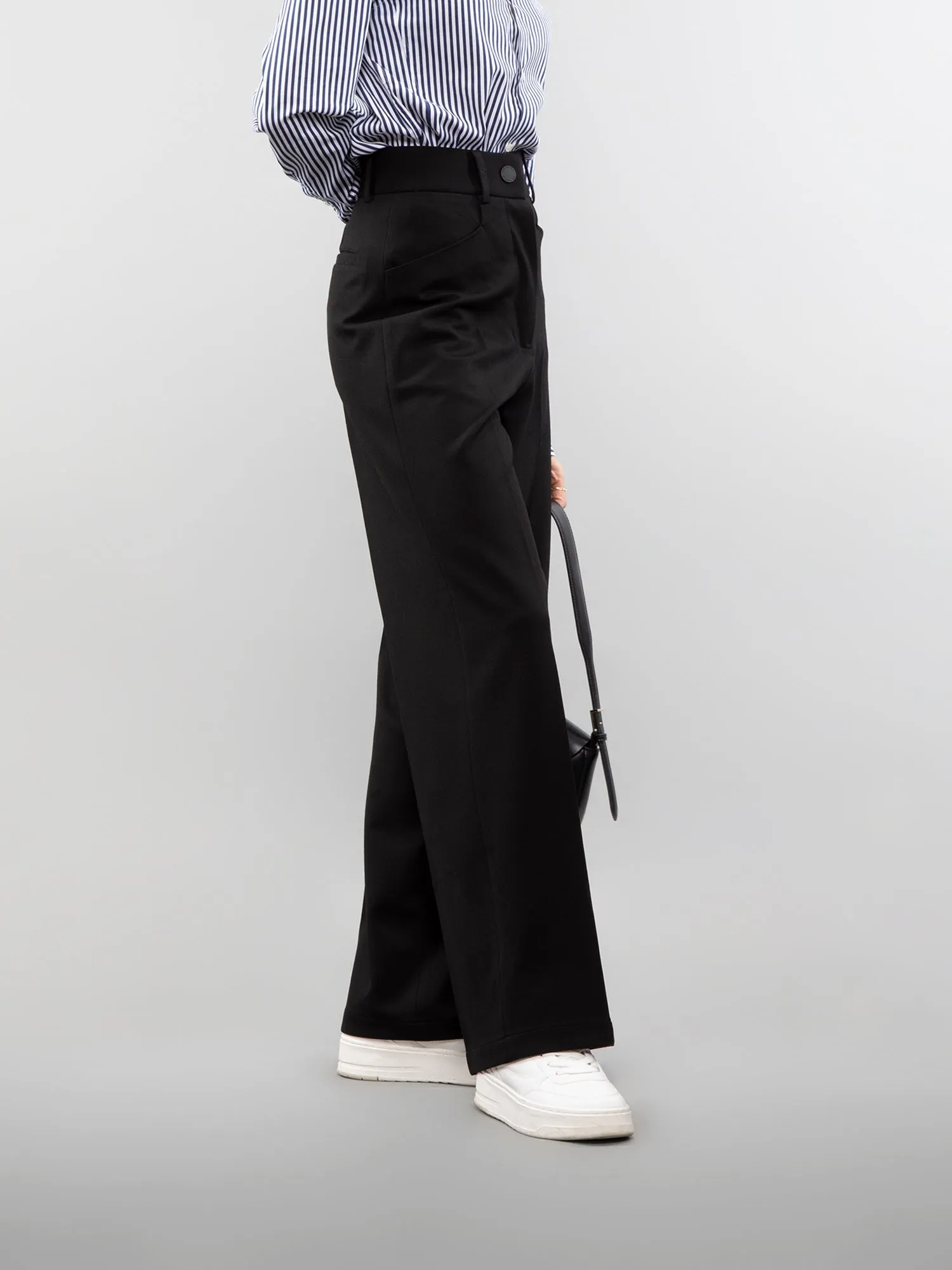 Wide-leg trouser