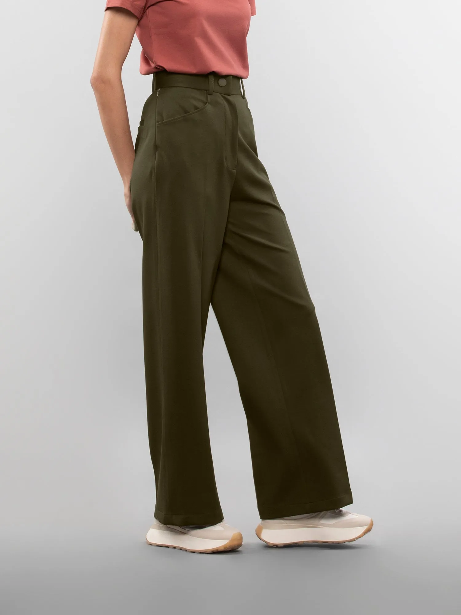Wide-leg trouser