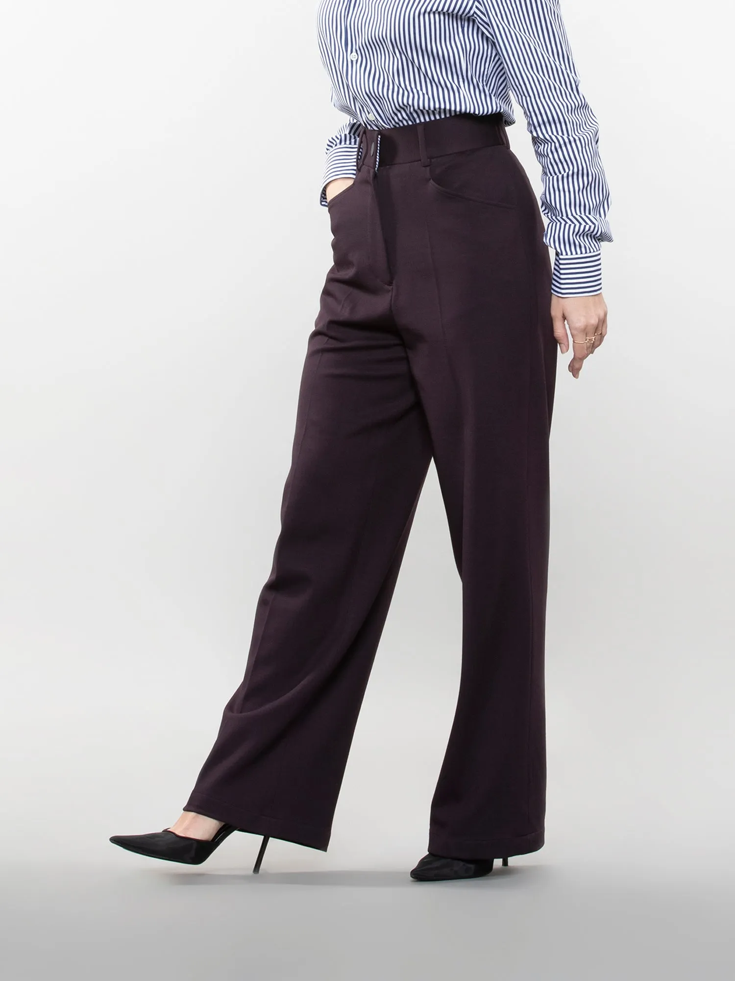 Wide-leg trouser