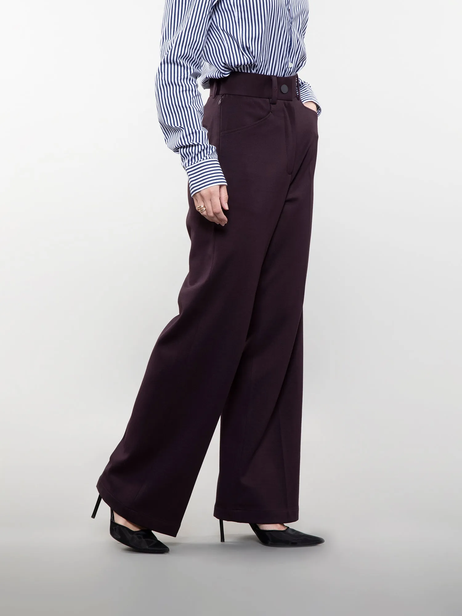 Wide-leg trouser