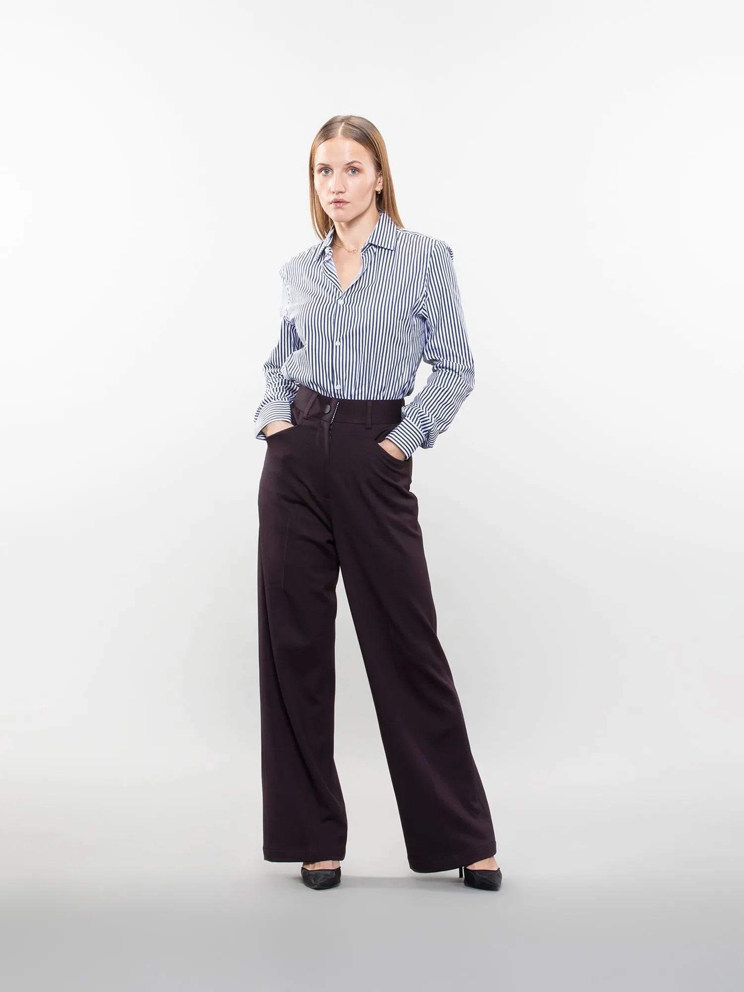 Wide-leg trouser