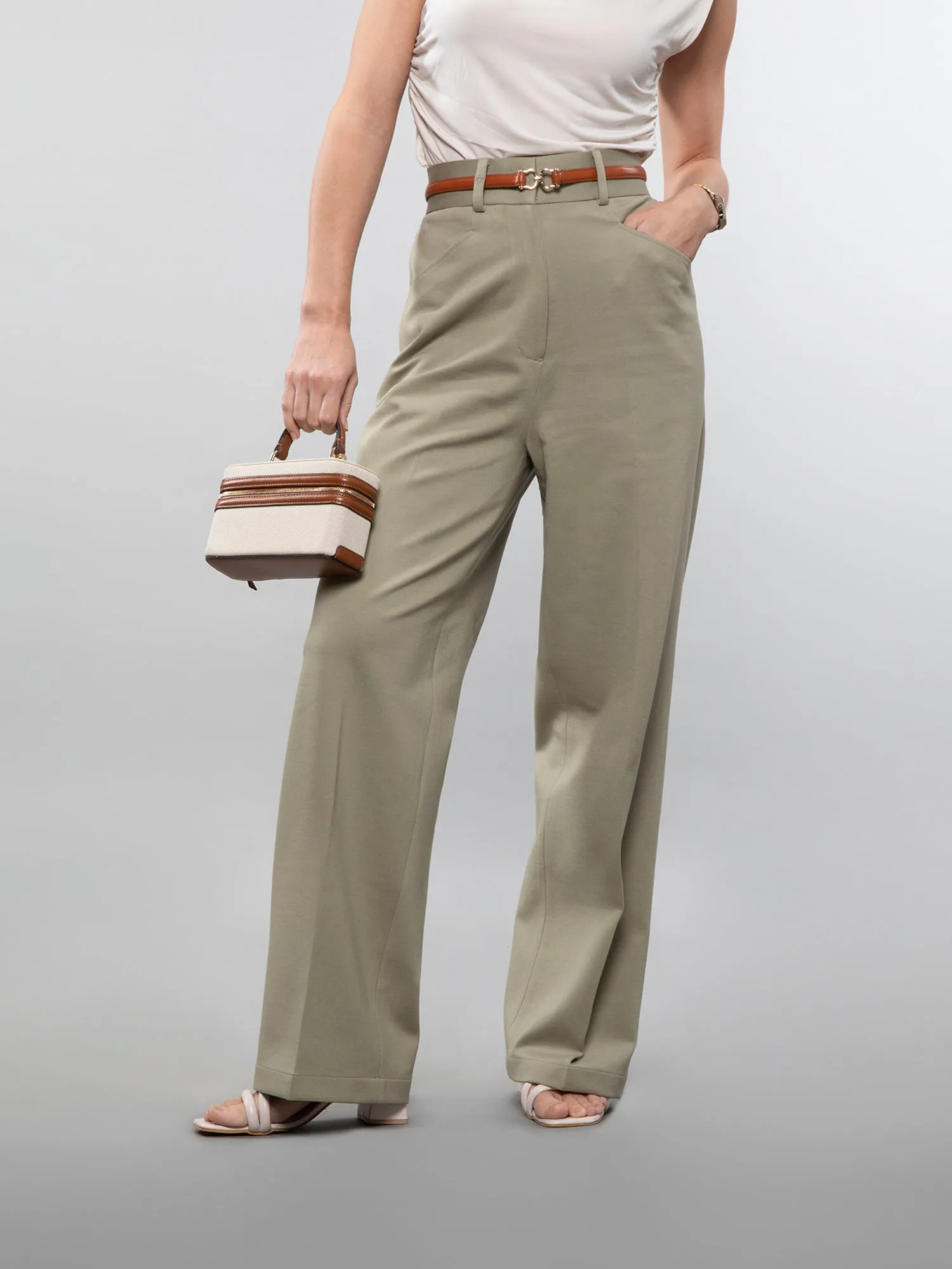 Wide-leg trouser