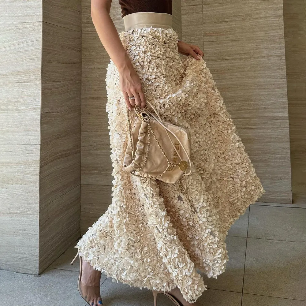 Women Petal Loose High Rise Skirt