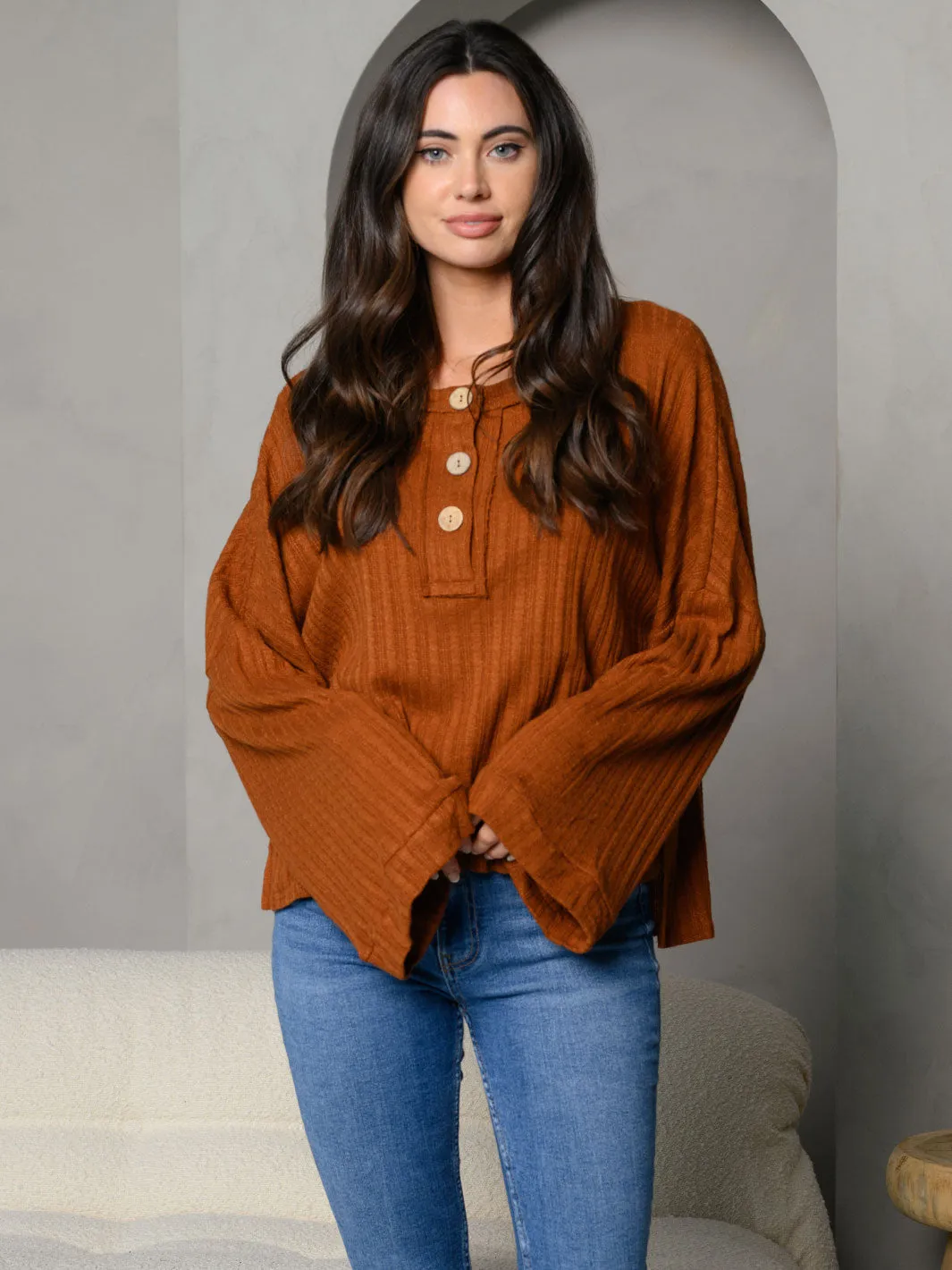 WOMEN'S LONG BELL SLEEVE BUTTON DETAILED TOP